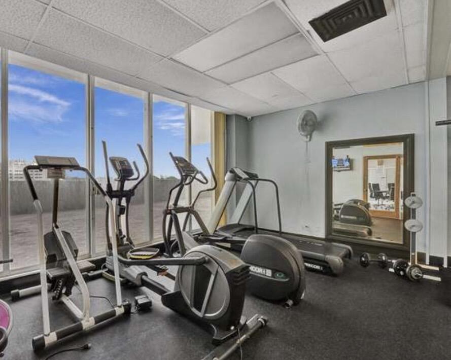 HOME TOWER CONDO - Residential