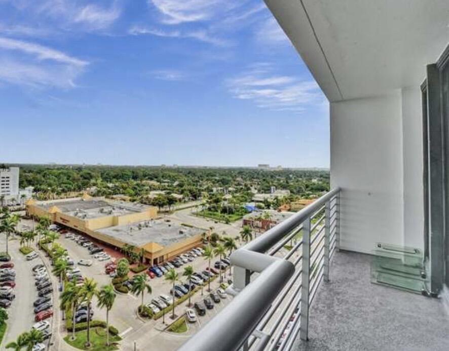 HOME TOWER CONDO - Residential