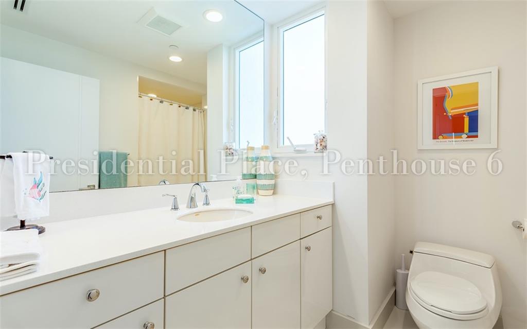 PRESIDENTIAL PLACE - Residential