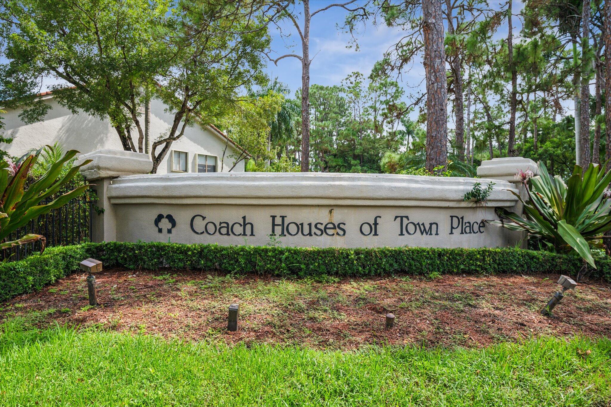 COACH HOUSES OF TOWN PLACE CONDO - Residential Lease