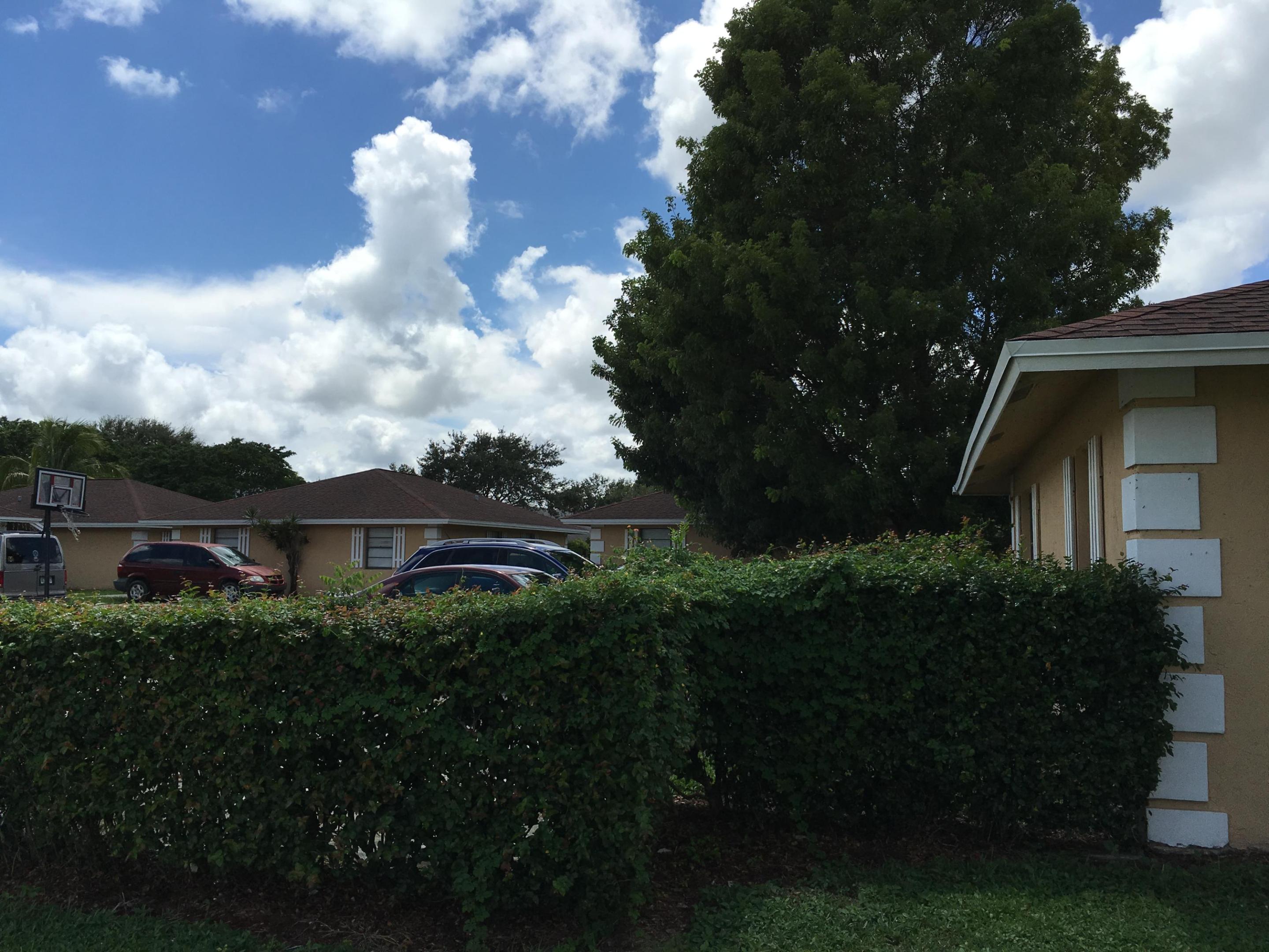 SOUTH SHORE 4 OF WELLINGTON - Residential Income