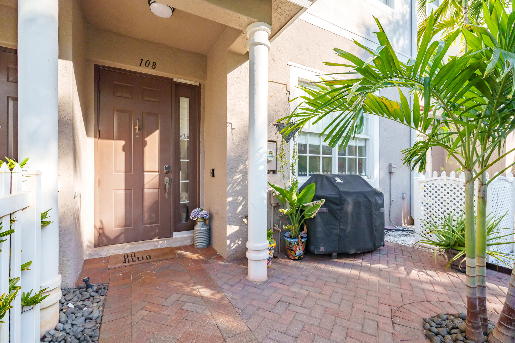 OCEAN CAY - Residential Lease
