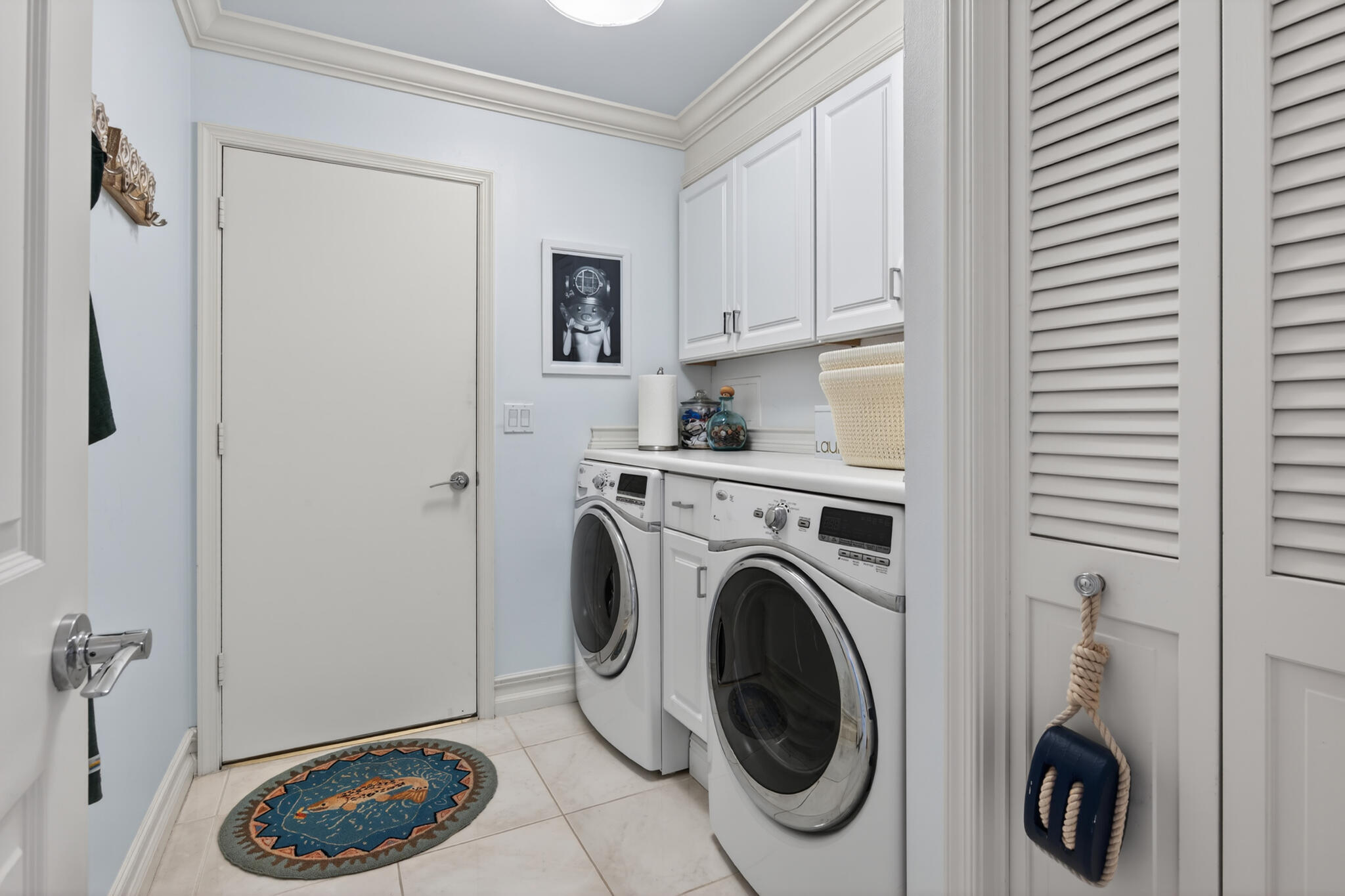 TWELVE OAKS CONDO - Residential