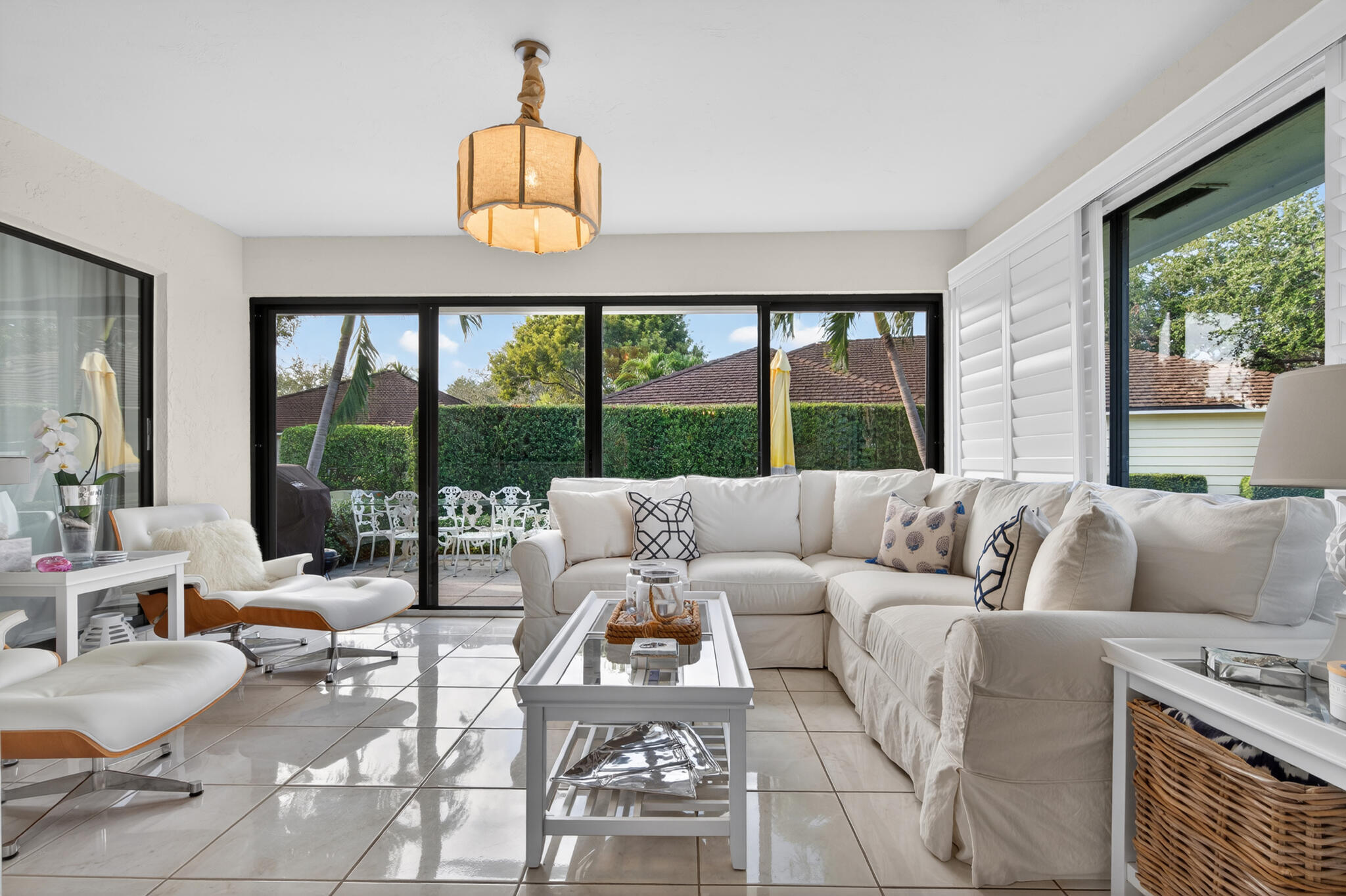 TWELVE OAKS CONDO - Residential