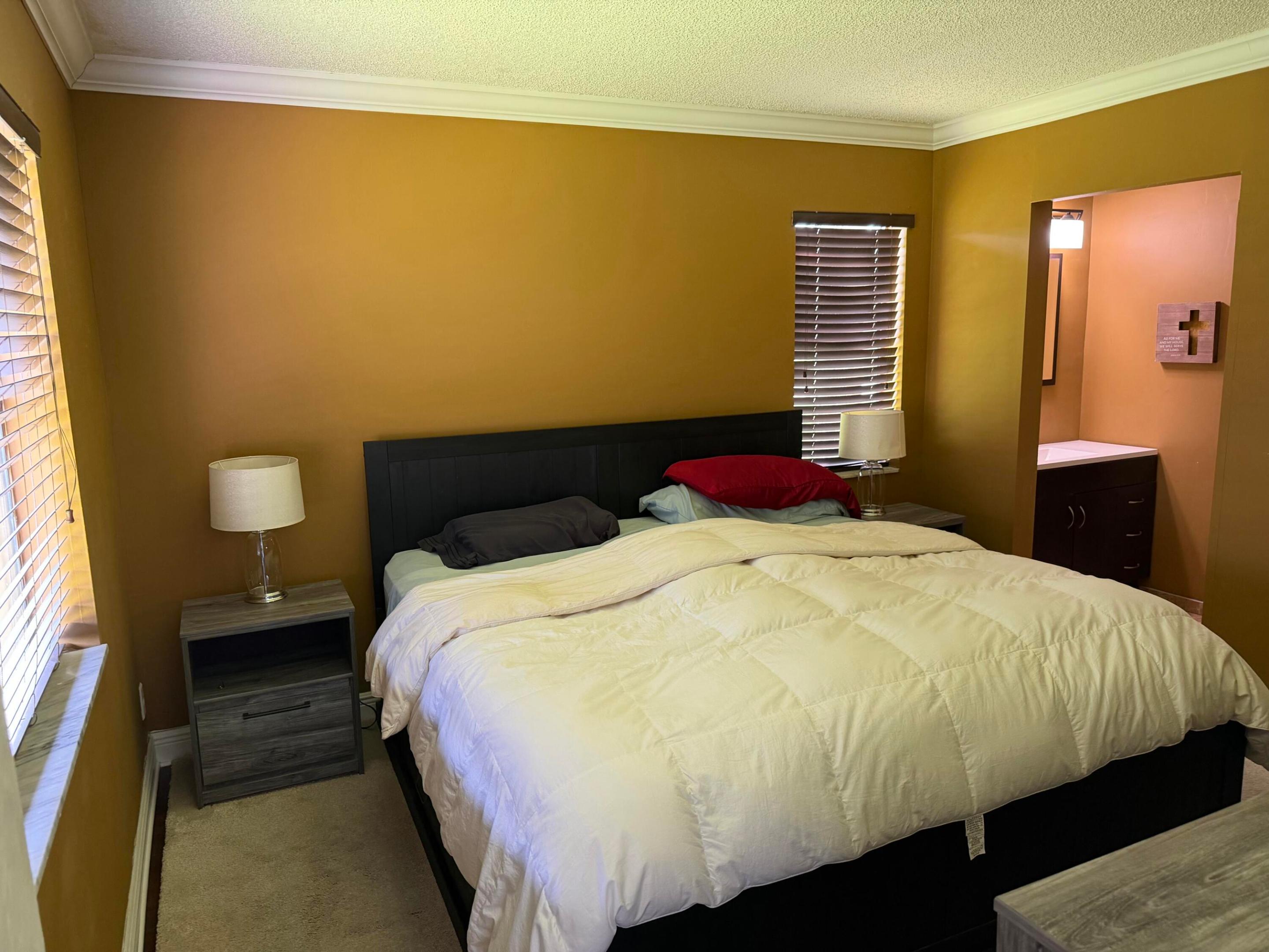 WINDING LAKE AT WELLEBY CONDO - Residential