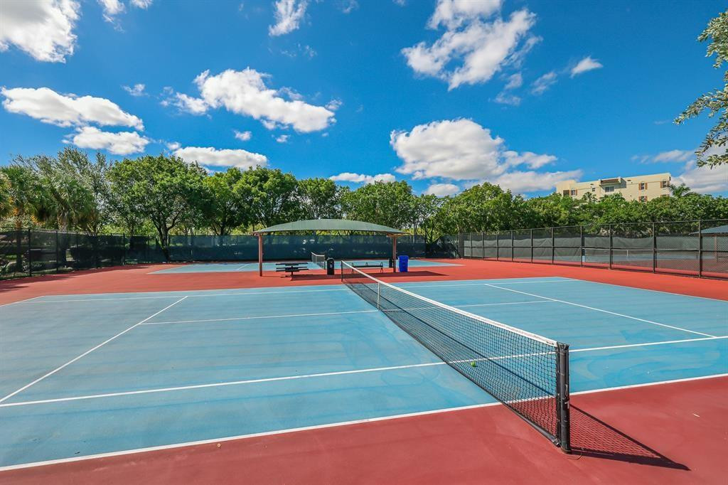NO 117 PALM-AIRE COUNTRY CLUB - Residential Lease