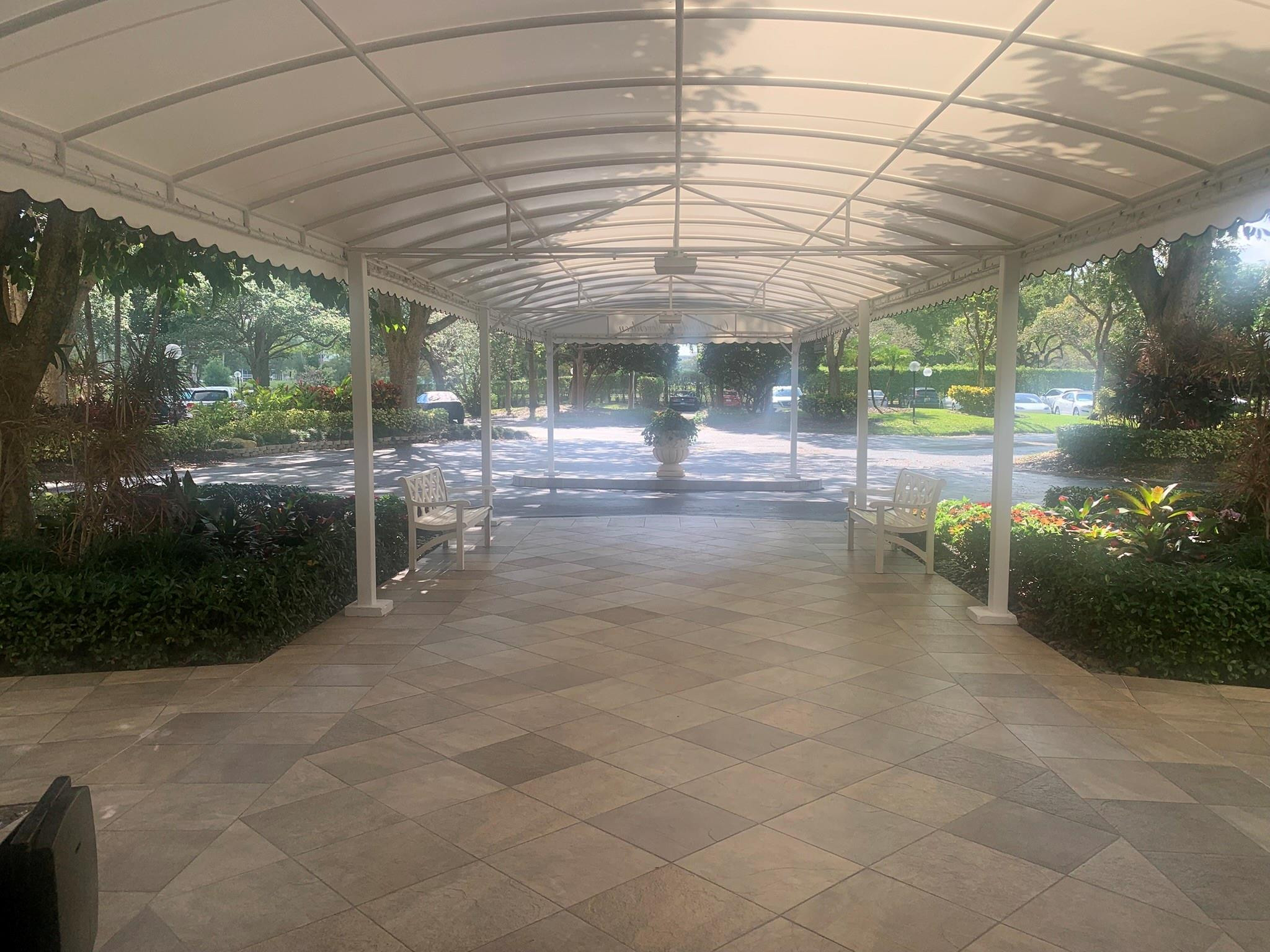 NO 117 PALM-AIRE COUNTRY CLUB - Residential Lease