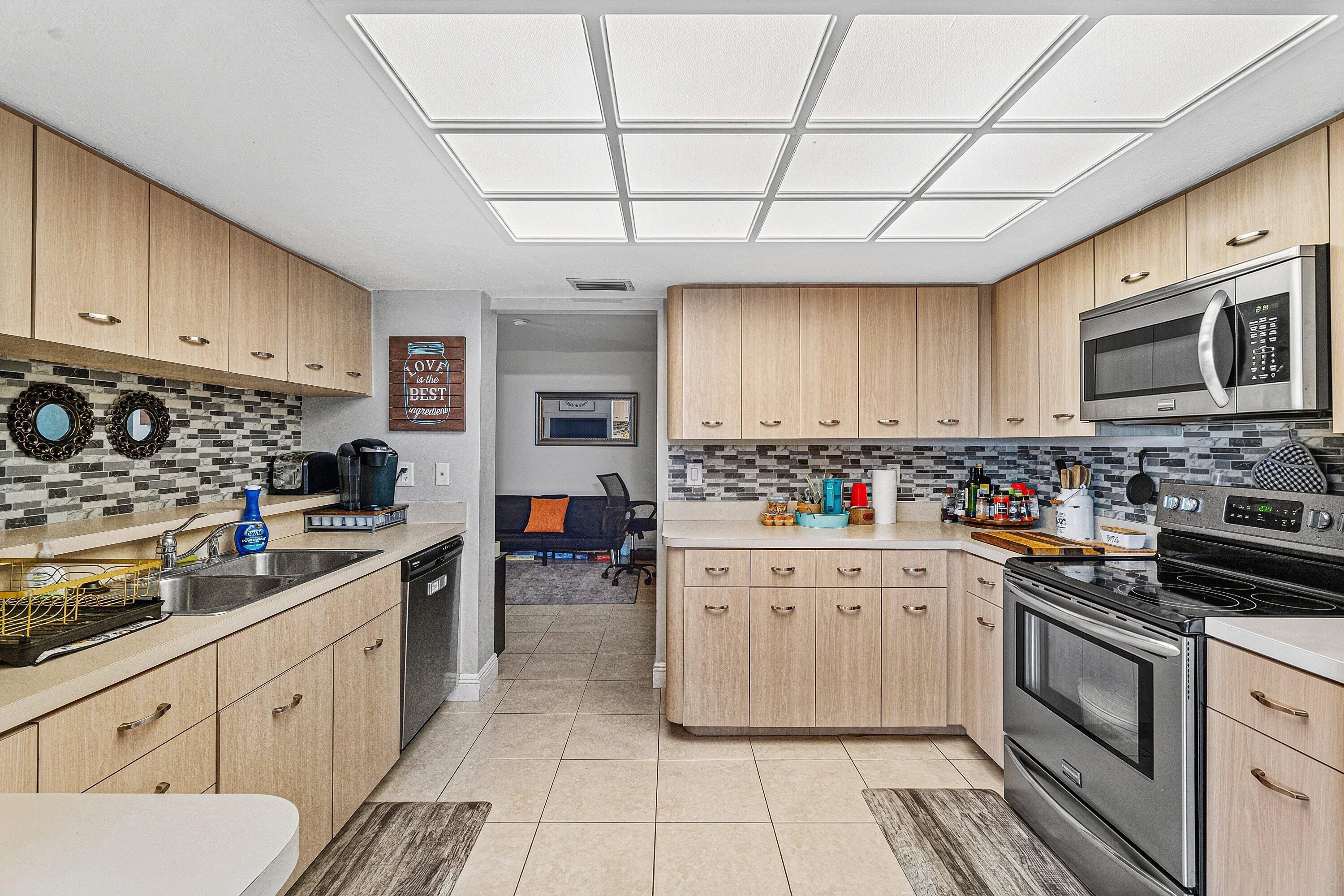 WILLOWS THE SECOND ADD - Residential