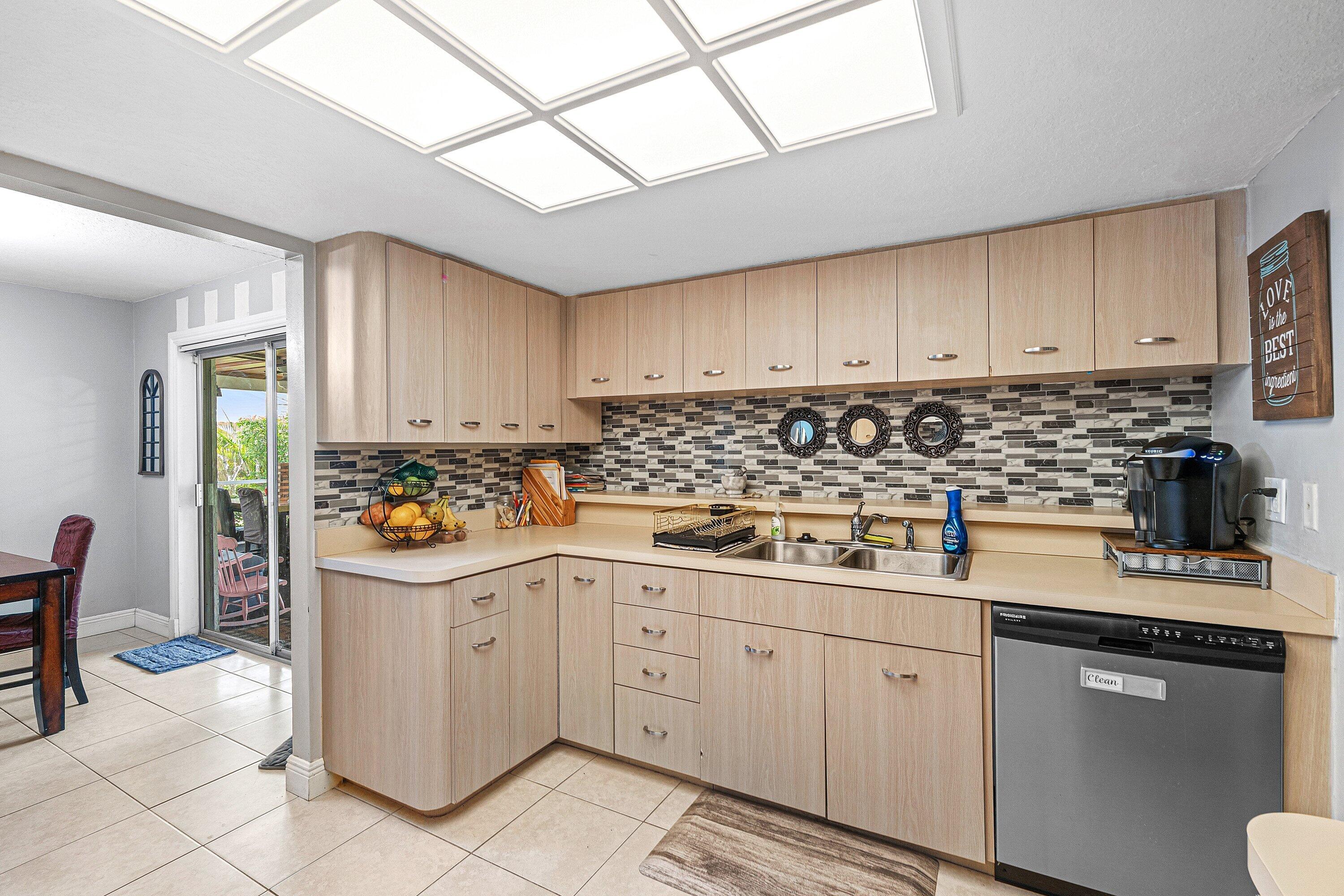 WILLOWS THE SECOND ADD - Residential