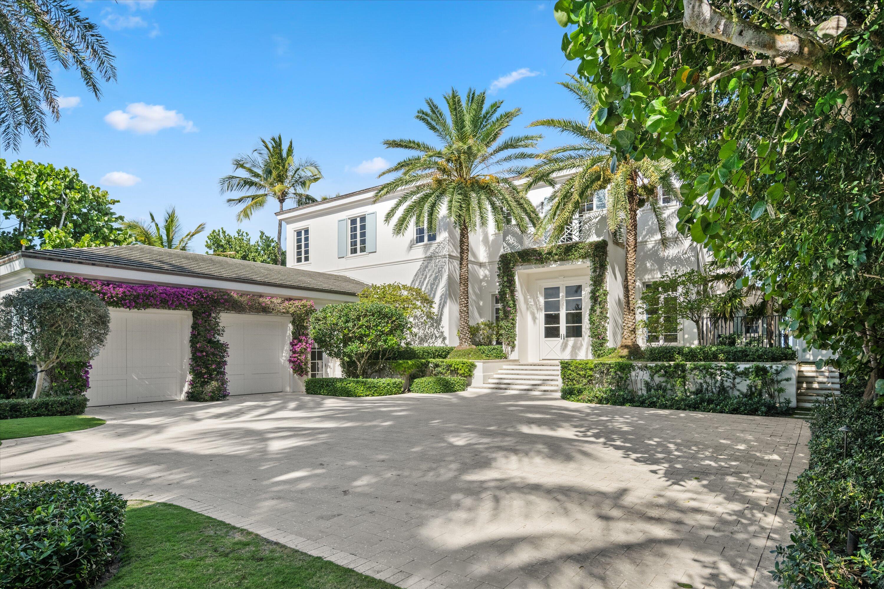 M M W BEACHHOUSE LOT PL - Residential