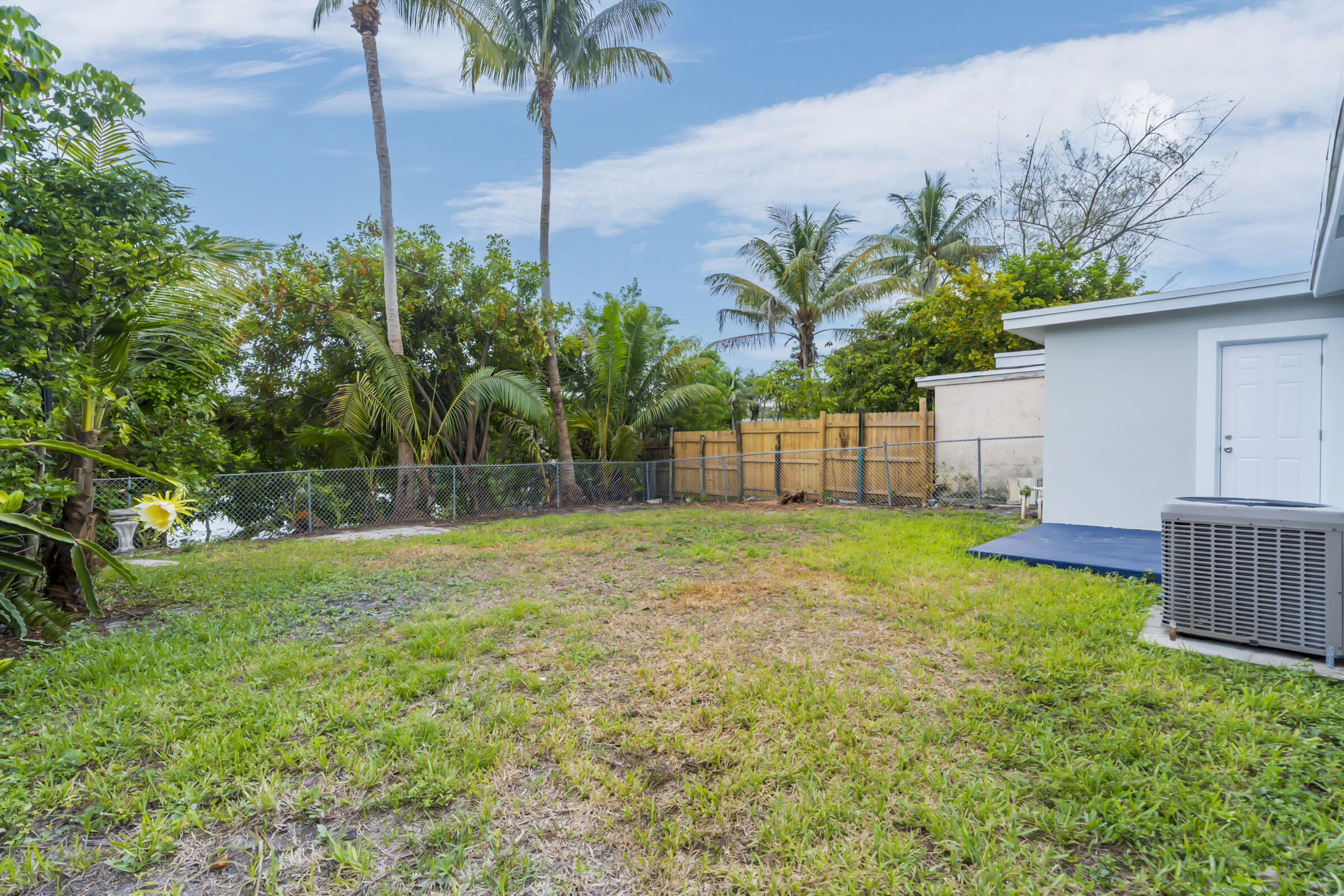 SPRINGBANK PARK SEC 2 - Residential