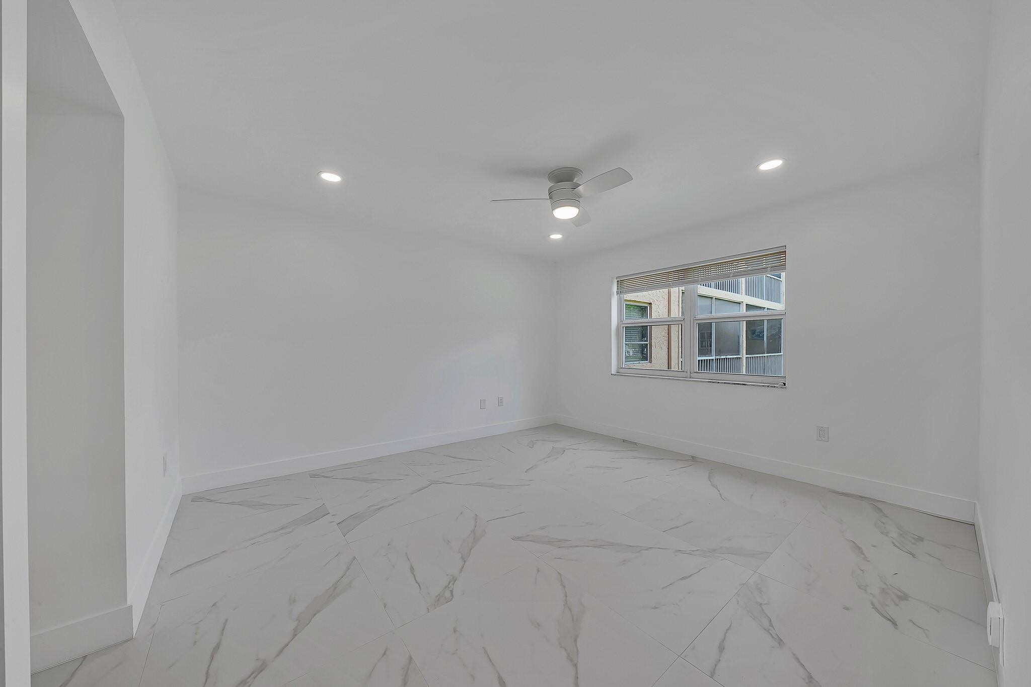 SANDLEFOOT SOUTH - Residential