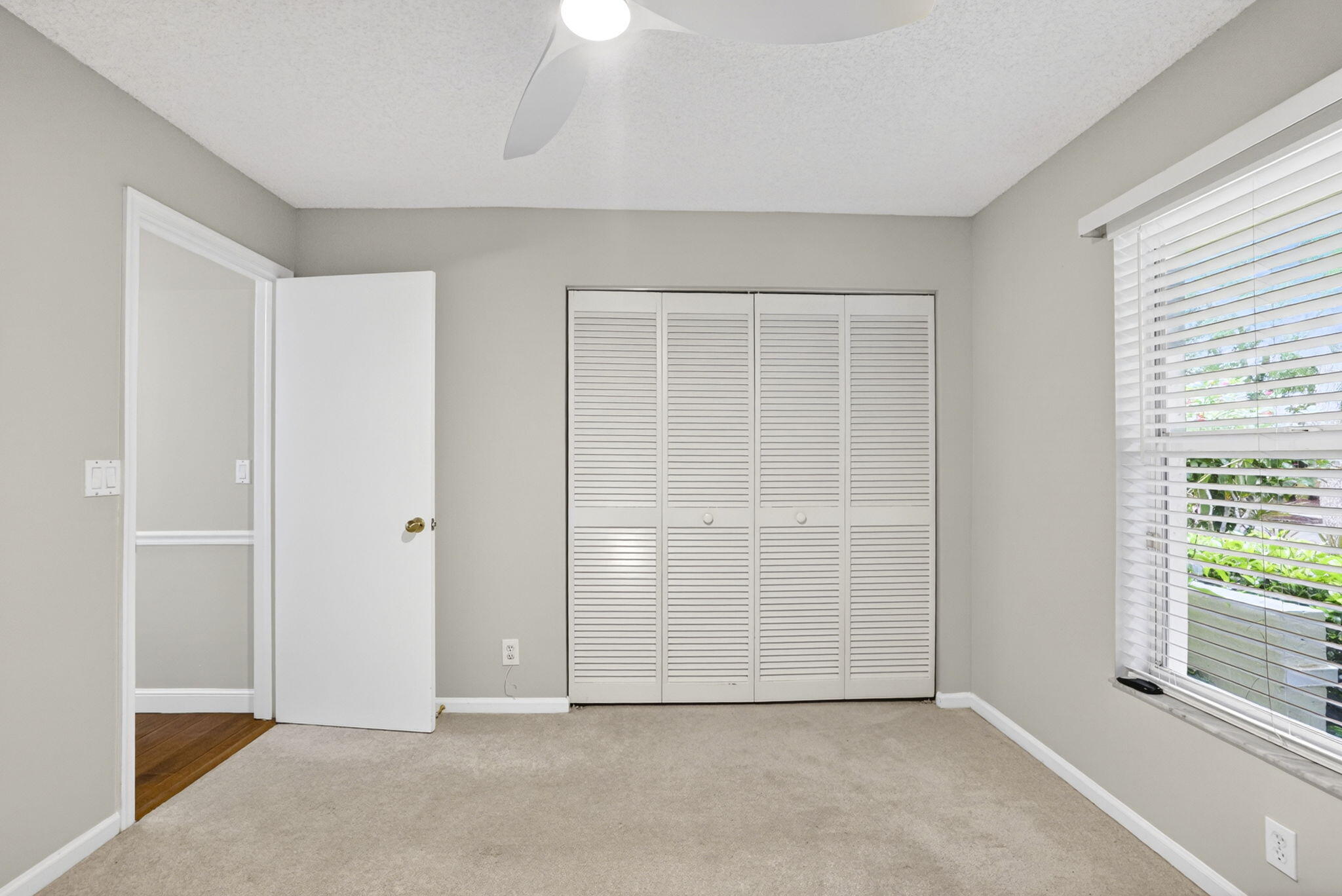 SUNSET SPRINGS - Residential Lease
