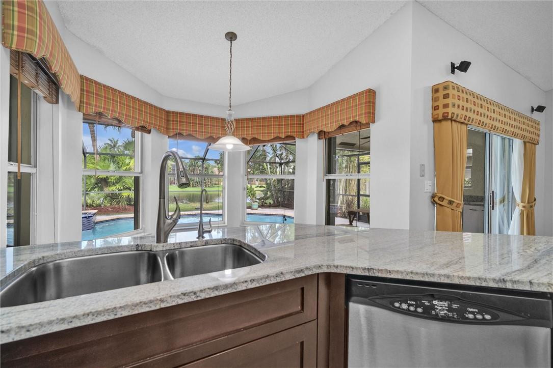 SUNSET SPRINGS - Residential Lease