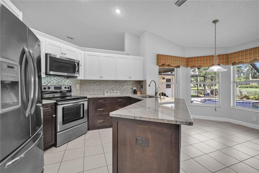 SUNSET SPRINGS - Residential Lease