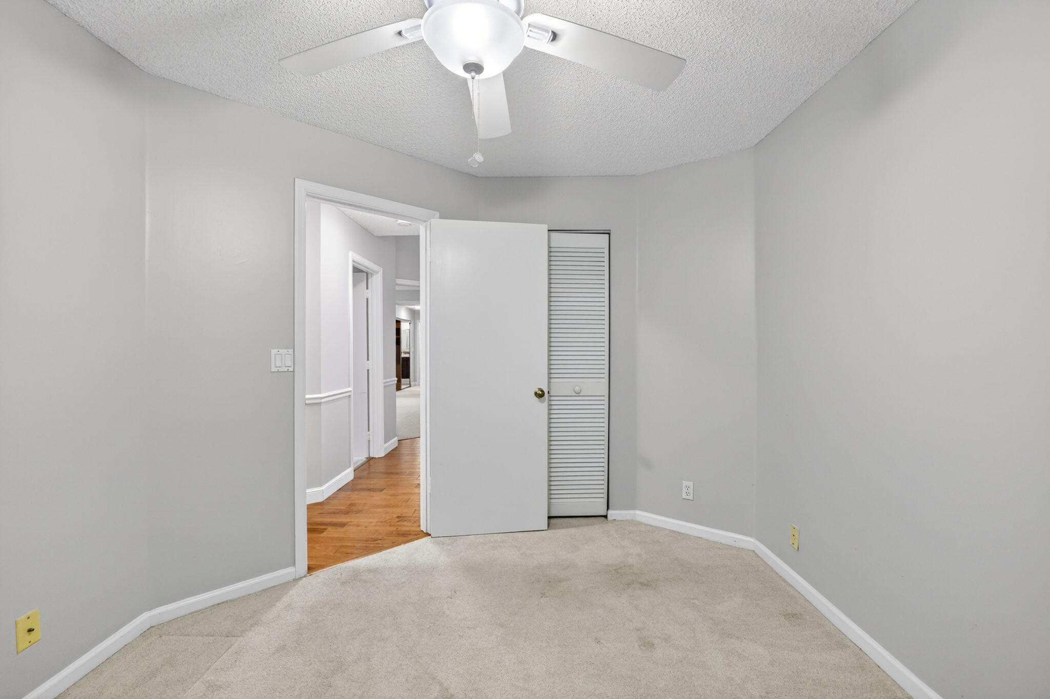 SUNSET SPRINGS - Residential Lease
