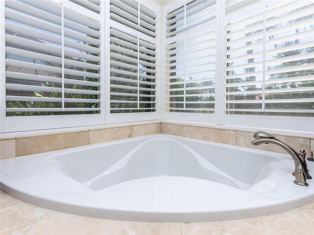 SUNSET SPRINGS - Residential Lease