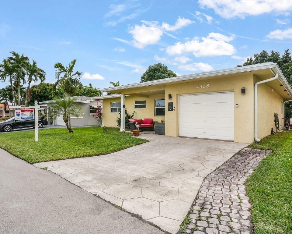 Mainlands Of Tamarac Lake - Residential