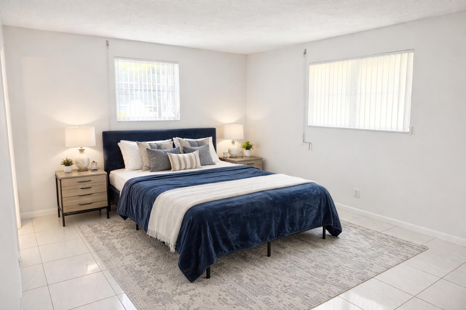 LAKE CLARKE GARDENS CONDO 5 - Residential