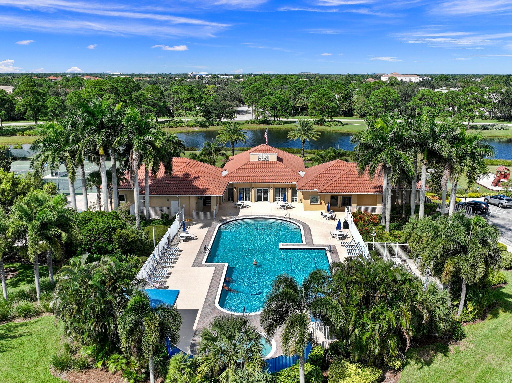 HARBOUR ISLES AT LAKE CHARLES - Residential