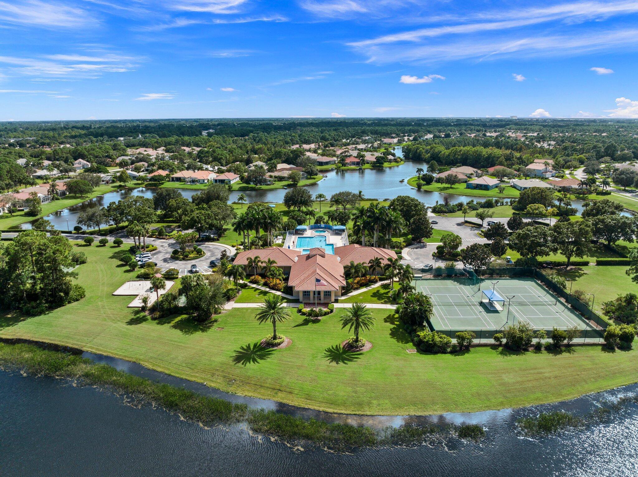 HARBOUR ISLES AT LAKE CHARLES - Residential