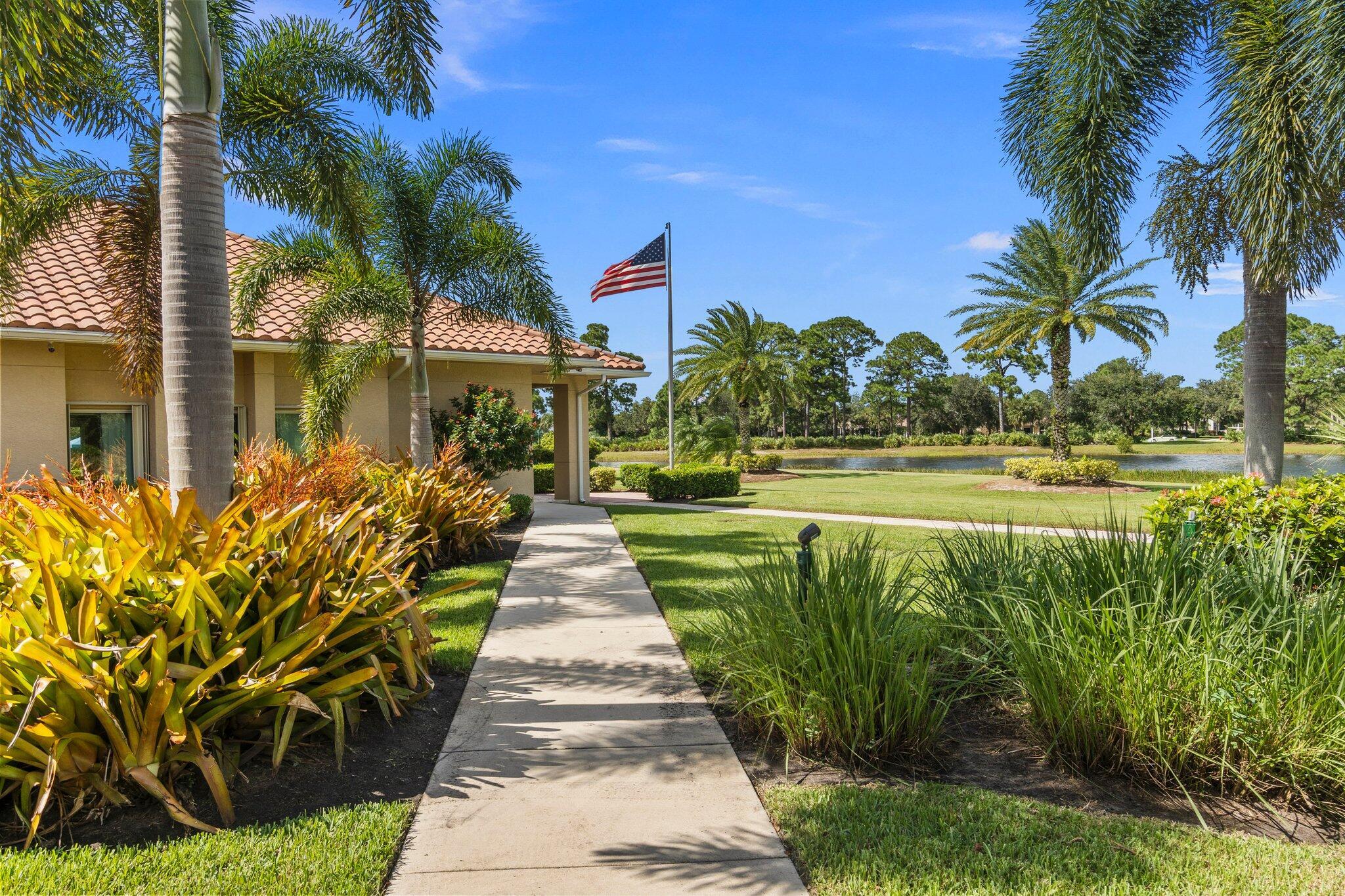 HARBOUR ISLES AT LAKE CHARLES - Residential
