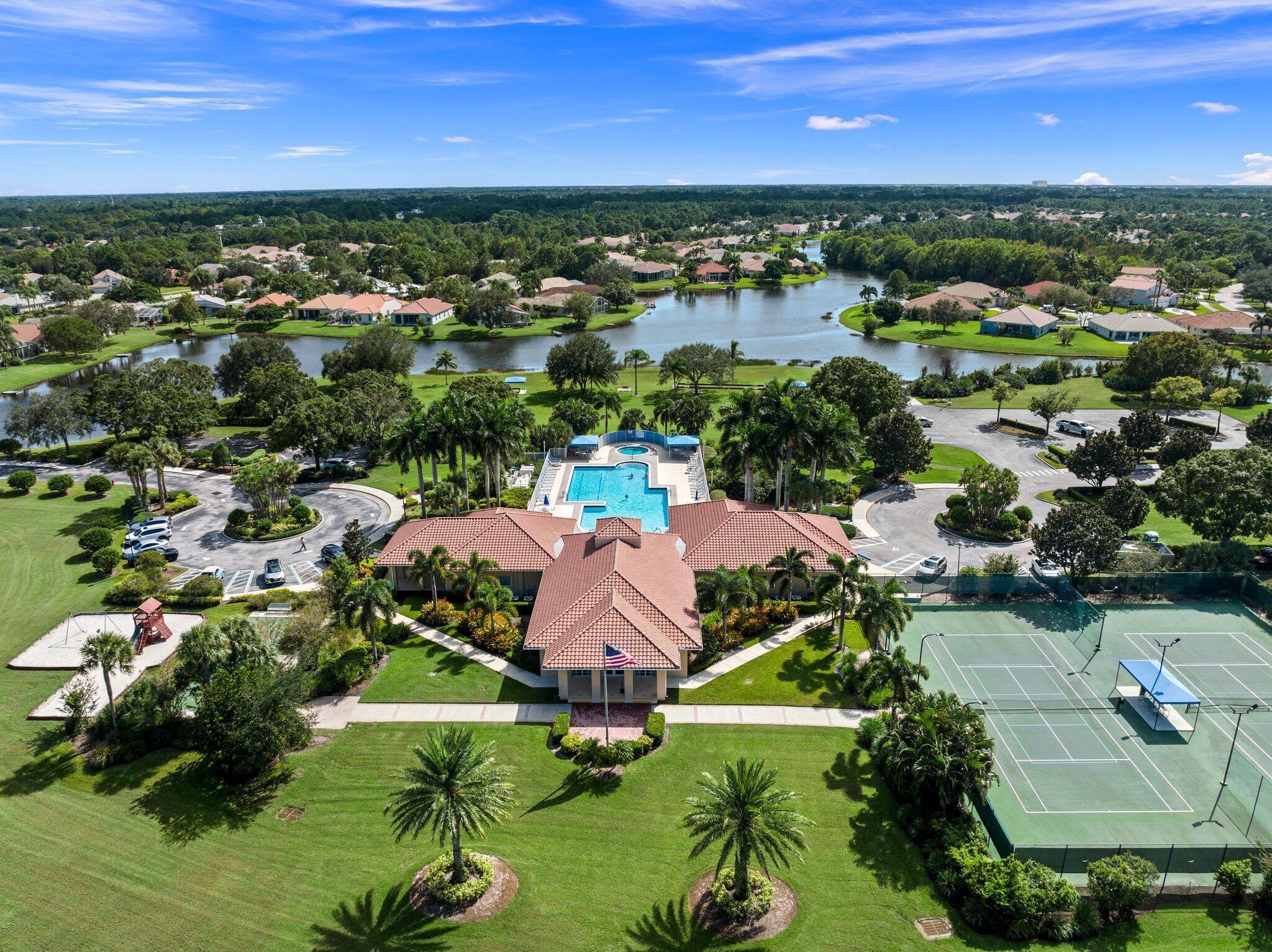 HARBOUR ISLES AT LAKE CHARLES - Residential