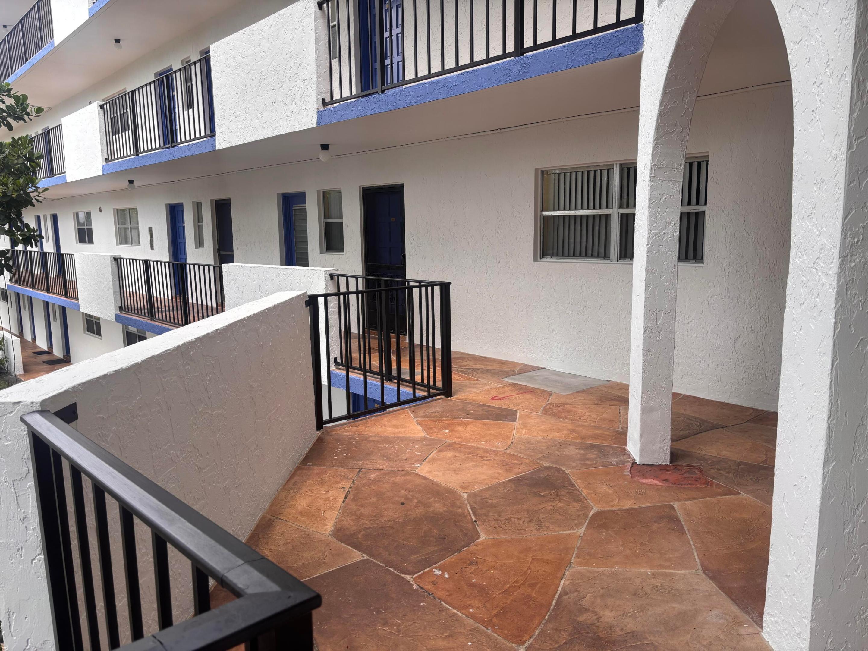 Falls of Inverrary - Residential Lease