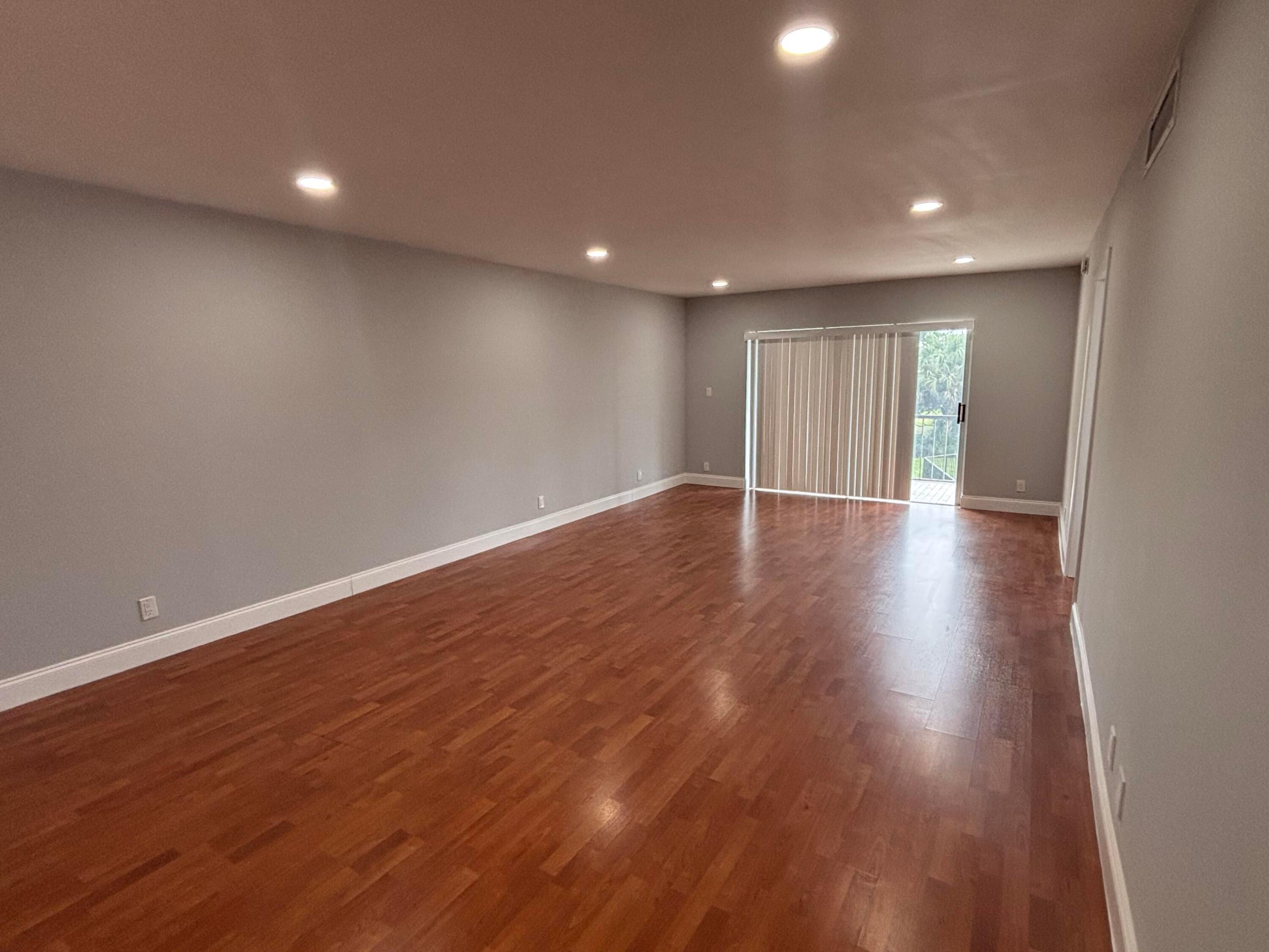 Falls of Inverrary - Residential Lease
