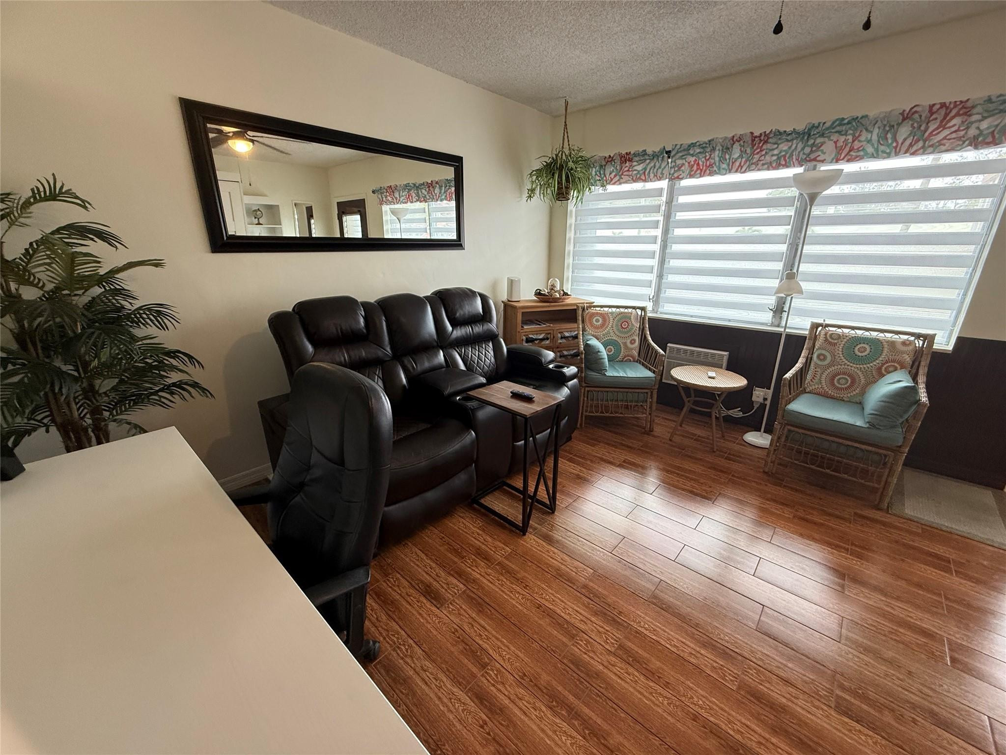 Rolen Lake - Residential