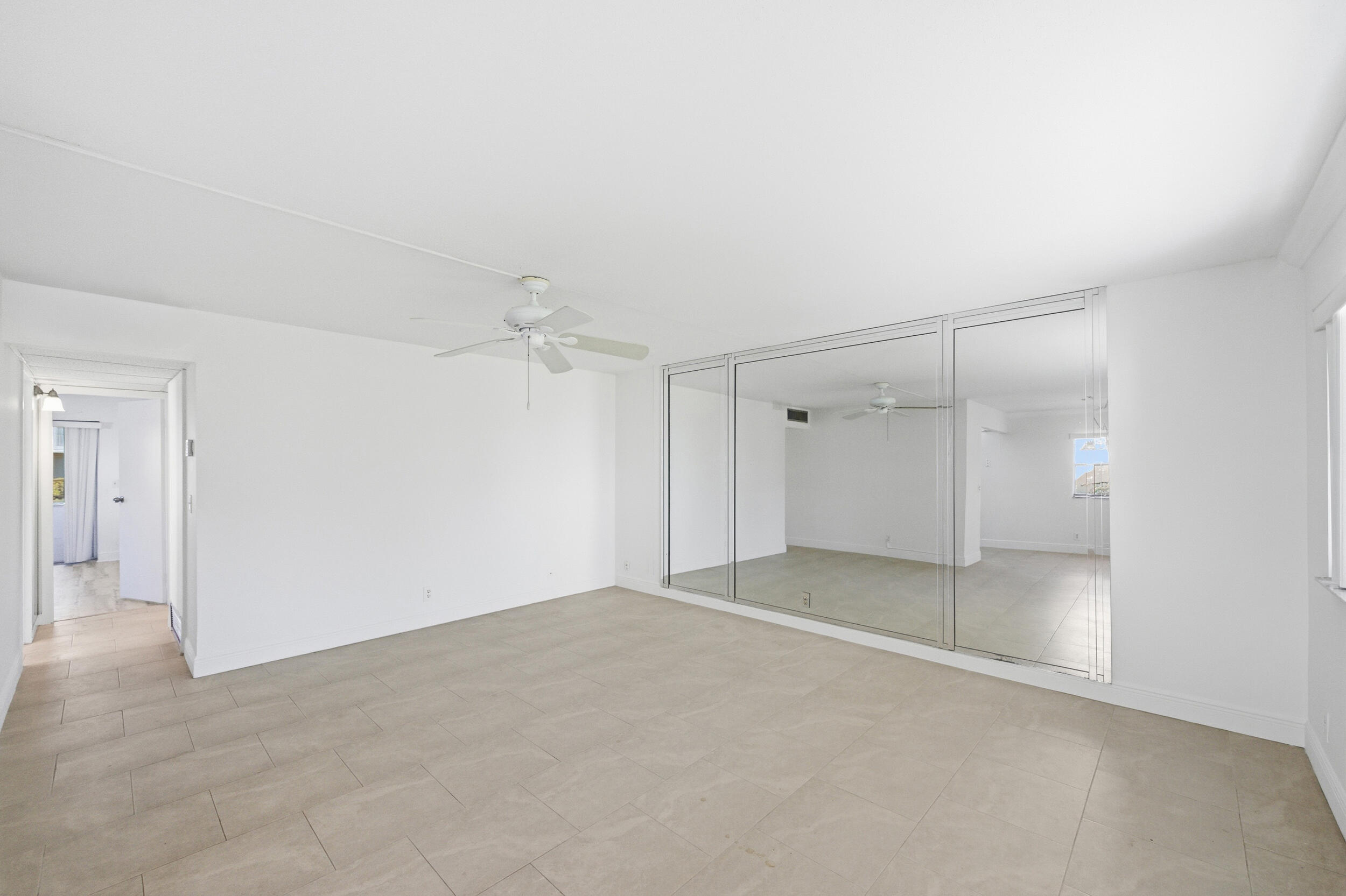 KINGS POINT BRITTANY CONDOS - Residential