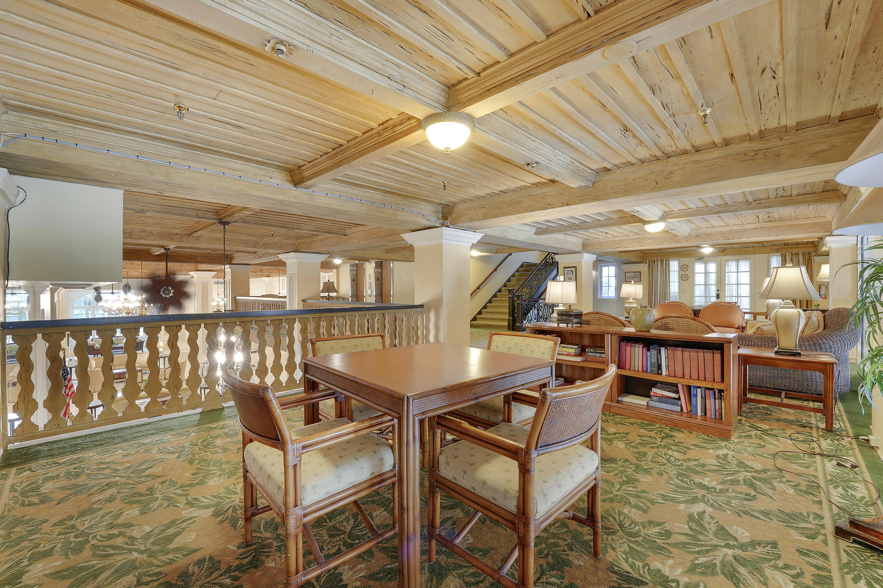 PALM BEACH HOTEL CONDO - Residential