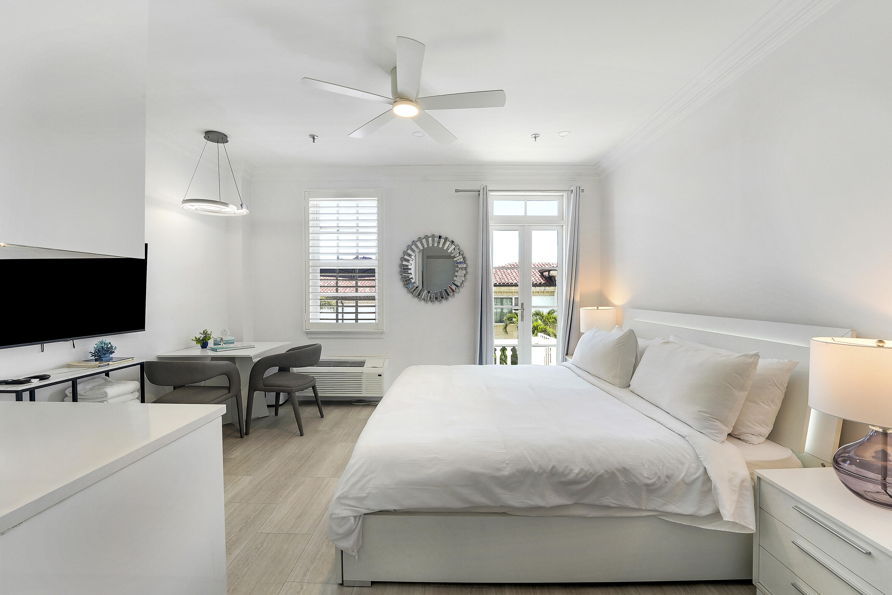 PALM BEACH HOTEL CONDO - Residential