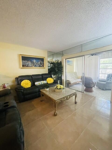 ORIOLE GOLF & TENNIS CLUB CONDO - Residential