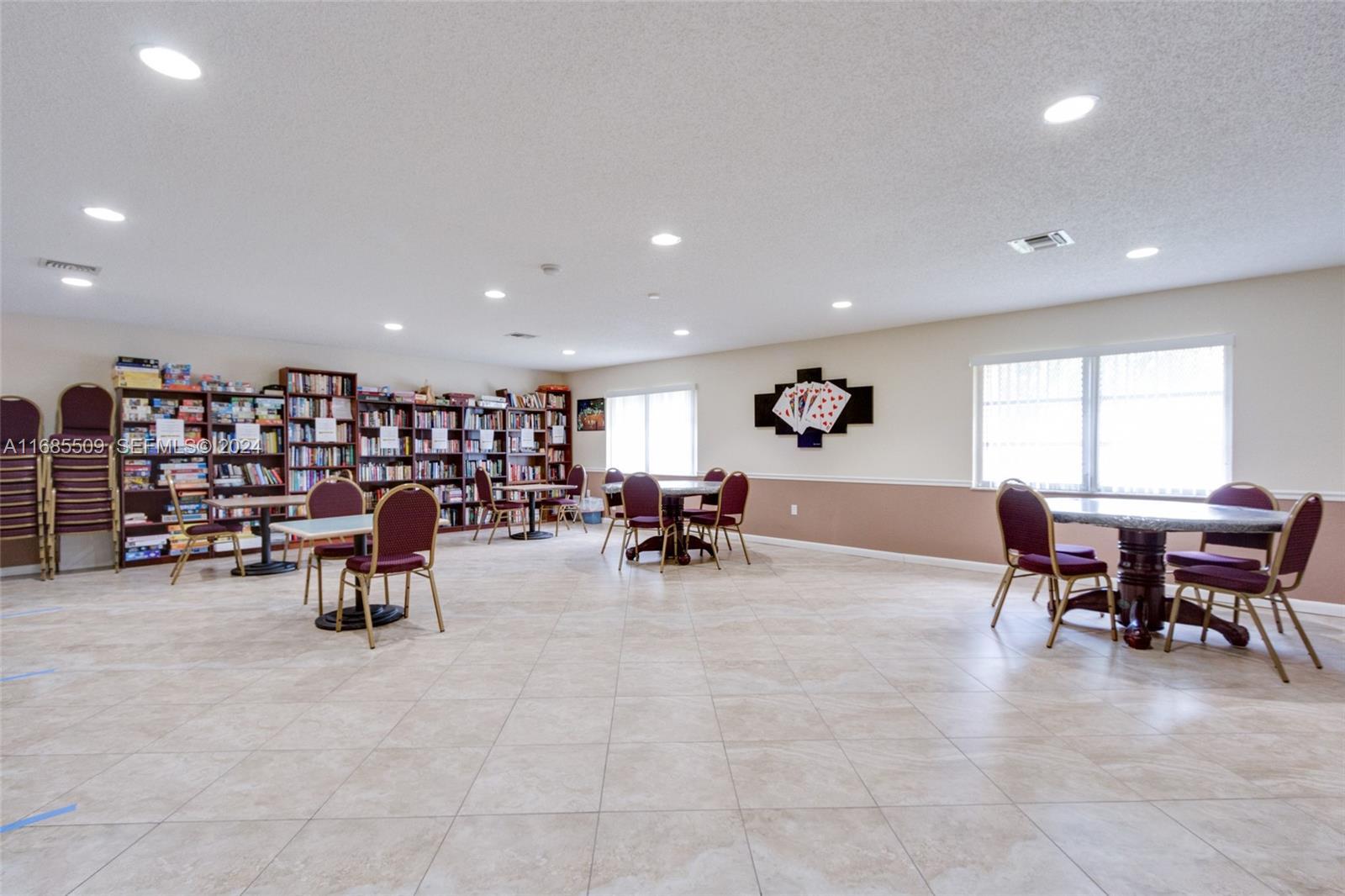 ORIOLE GOLF & TENNIS CLUB CONDO - Residential