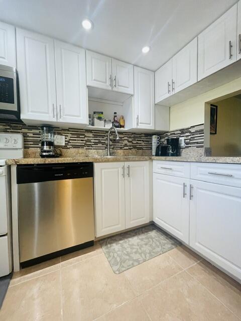 ORIOLE GOLF & TENNIS CLUB CONDO - Residential