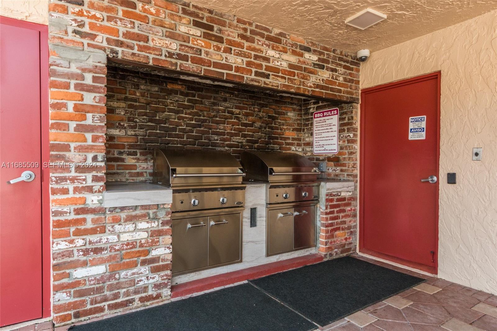 ORIOLE GOLF & TENNIS CLUB CONDO - Residential