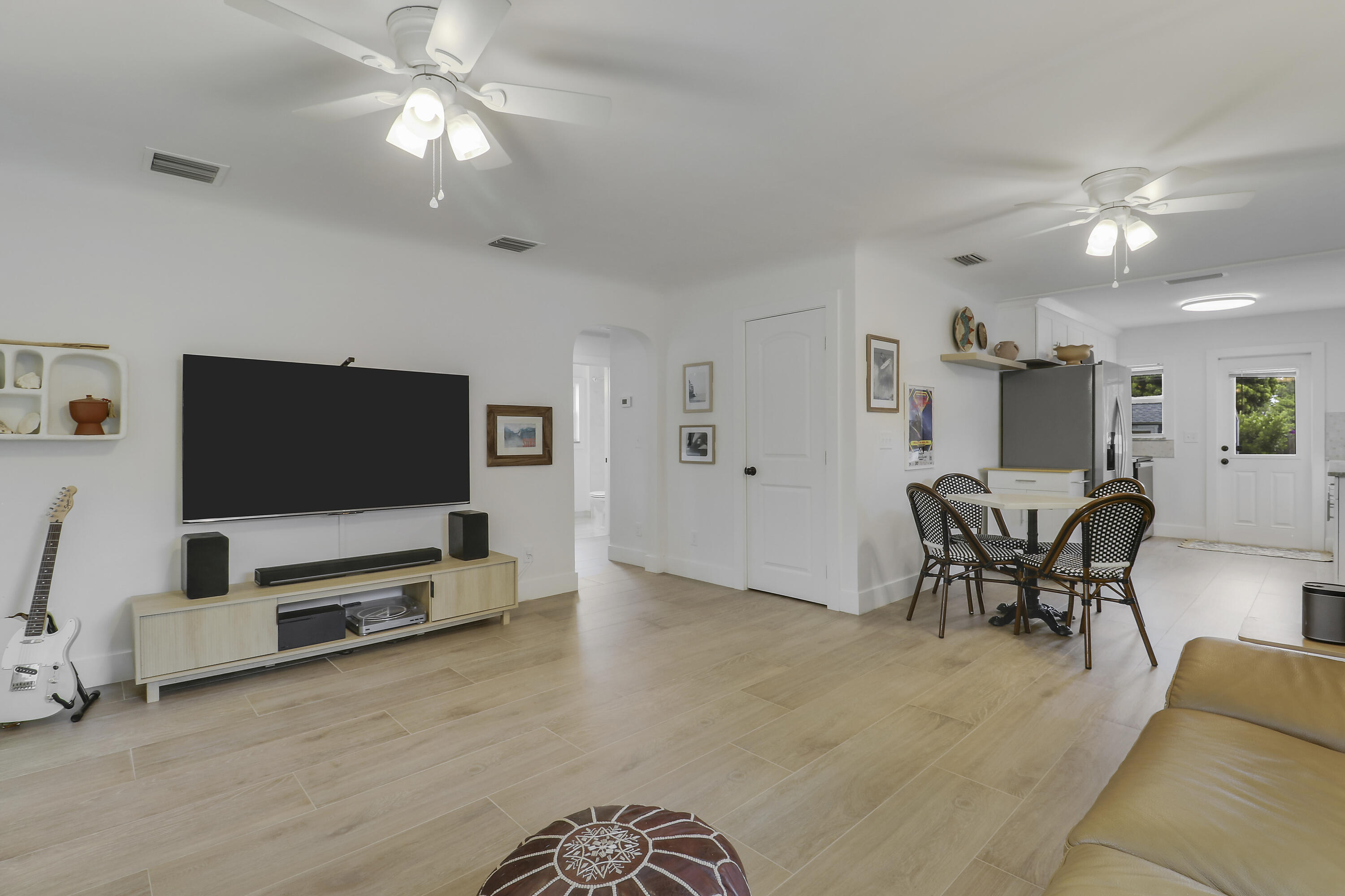 LAKE WORTH TOWN OF - Residential