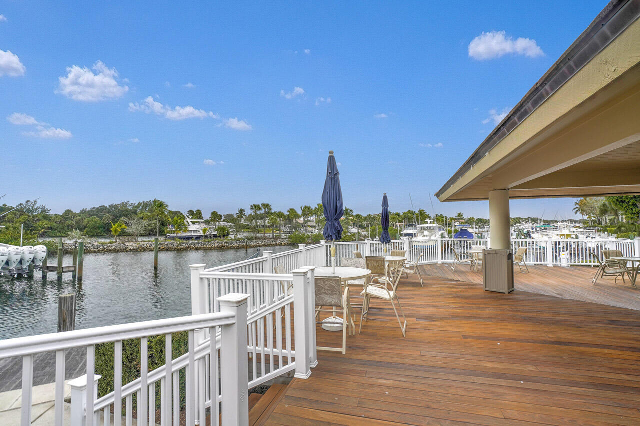 Oak Harbour - Residential