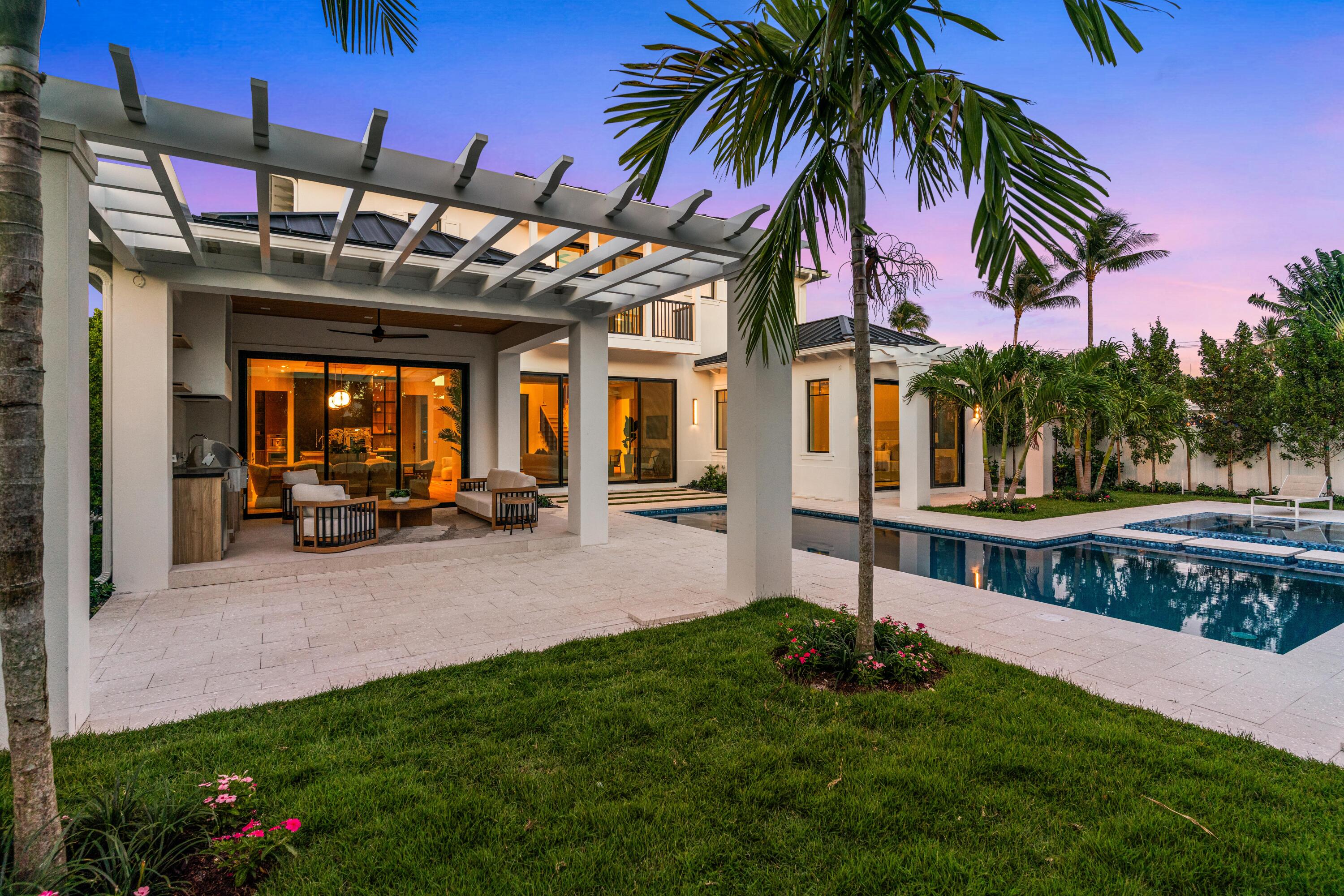 LAKEVIEW HEIGHTS UNIT 1 DELRAY - Residential