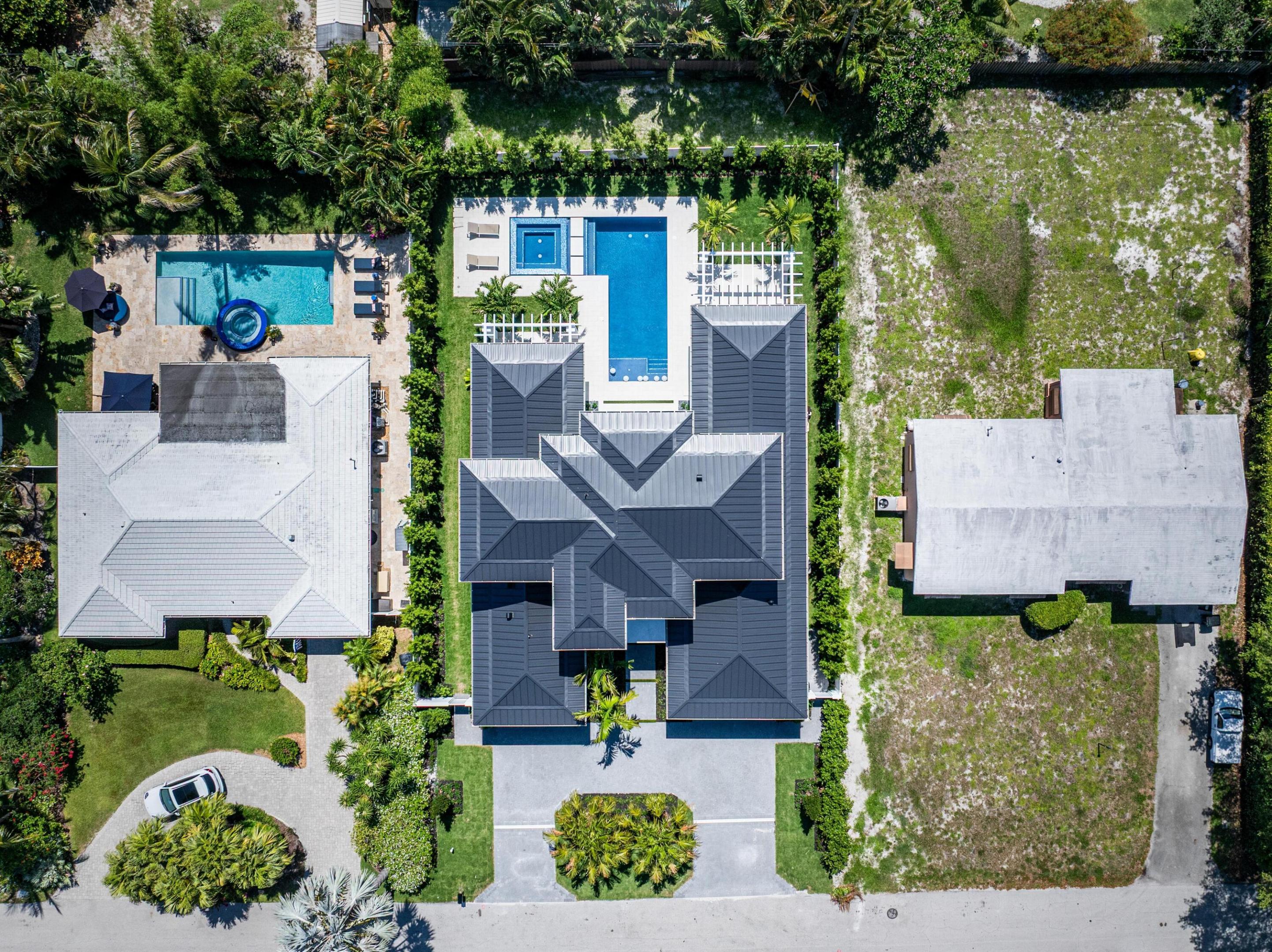 LAKEVIEW HEIGHTS UNIT 1 DELRAY - Residential