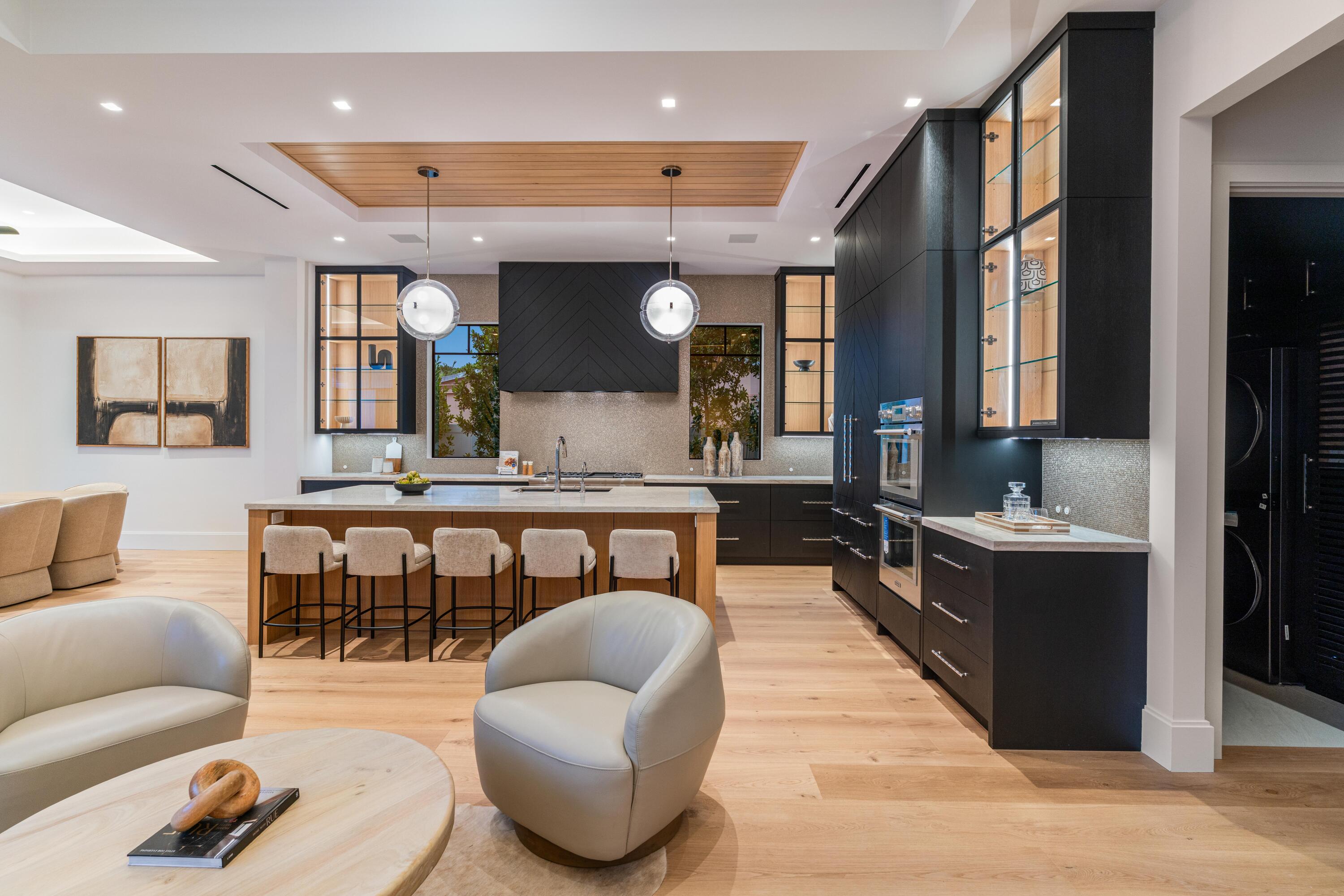 LAKEVIEW HEIGHTS UNIT 1 DELRAY - Residential