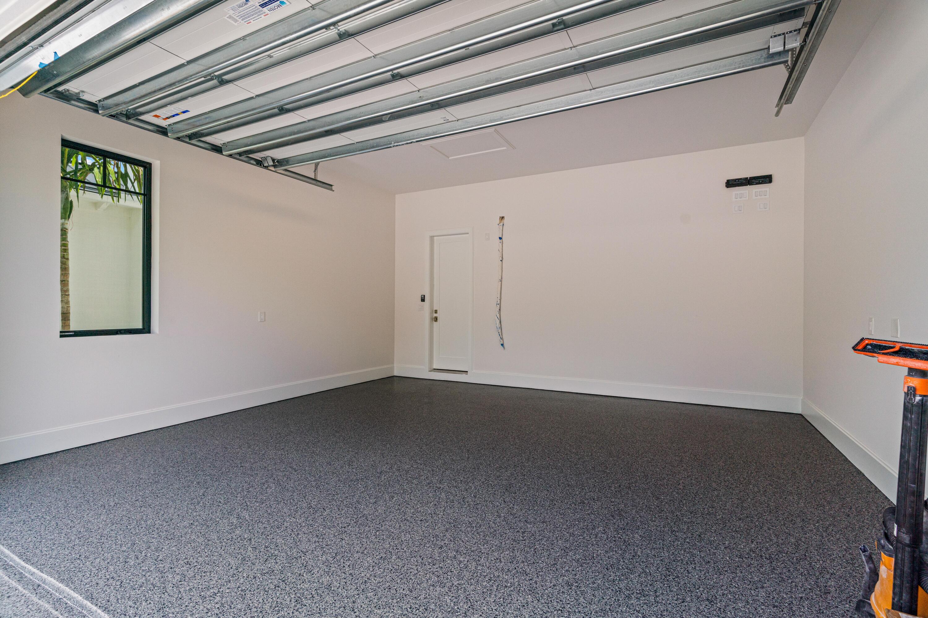 LAKEVIEW HEIGHTS UNIT 1 DELRAY - Residential