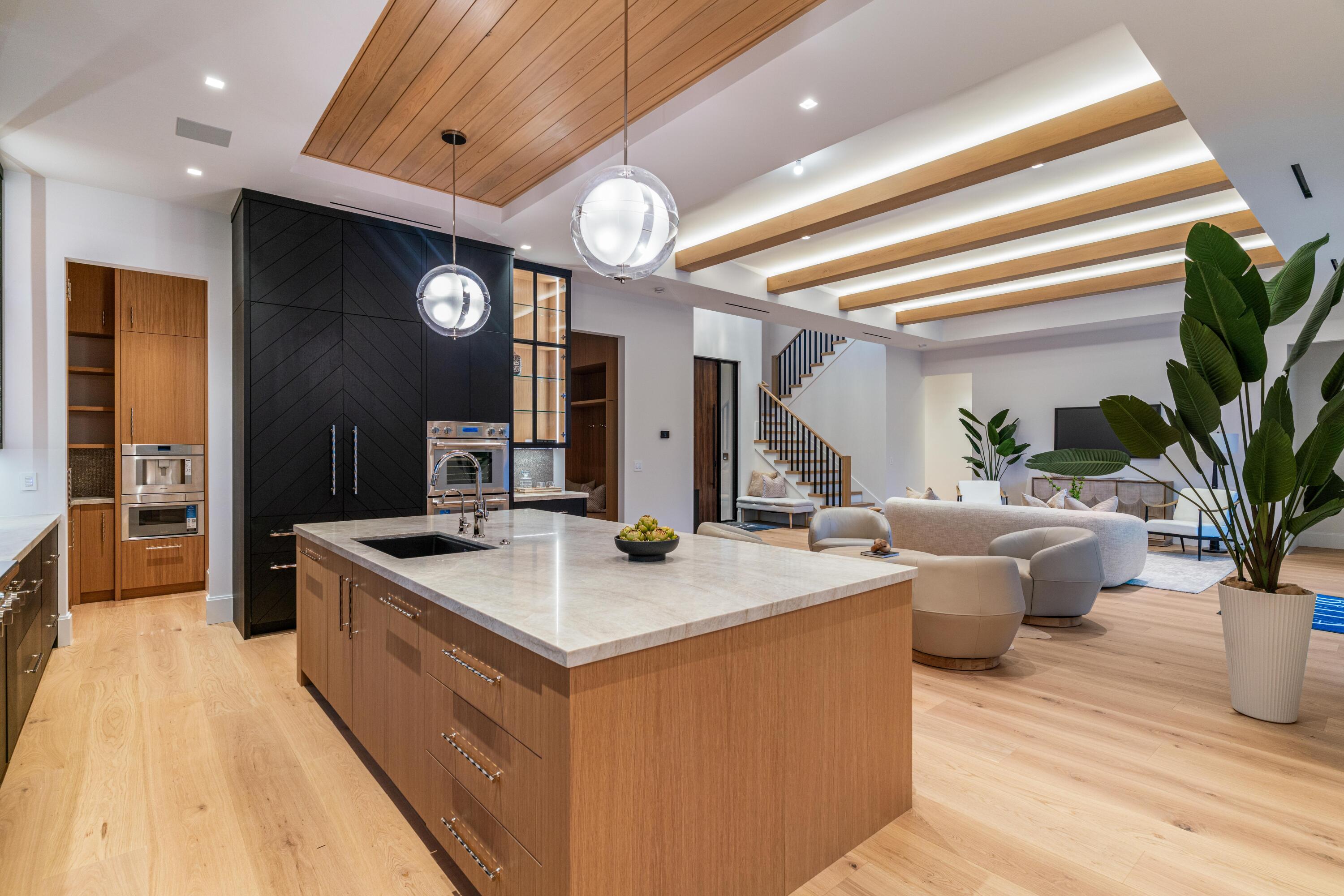 LAKEVIEW HEIGHTS UNIT 1 DELRAY - Residential