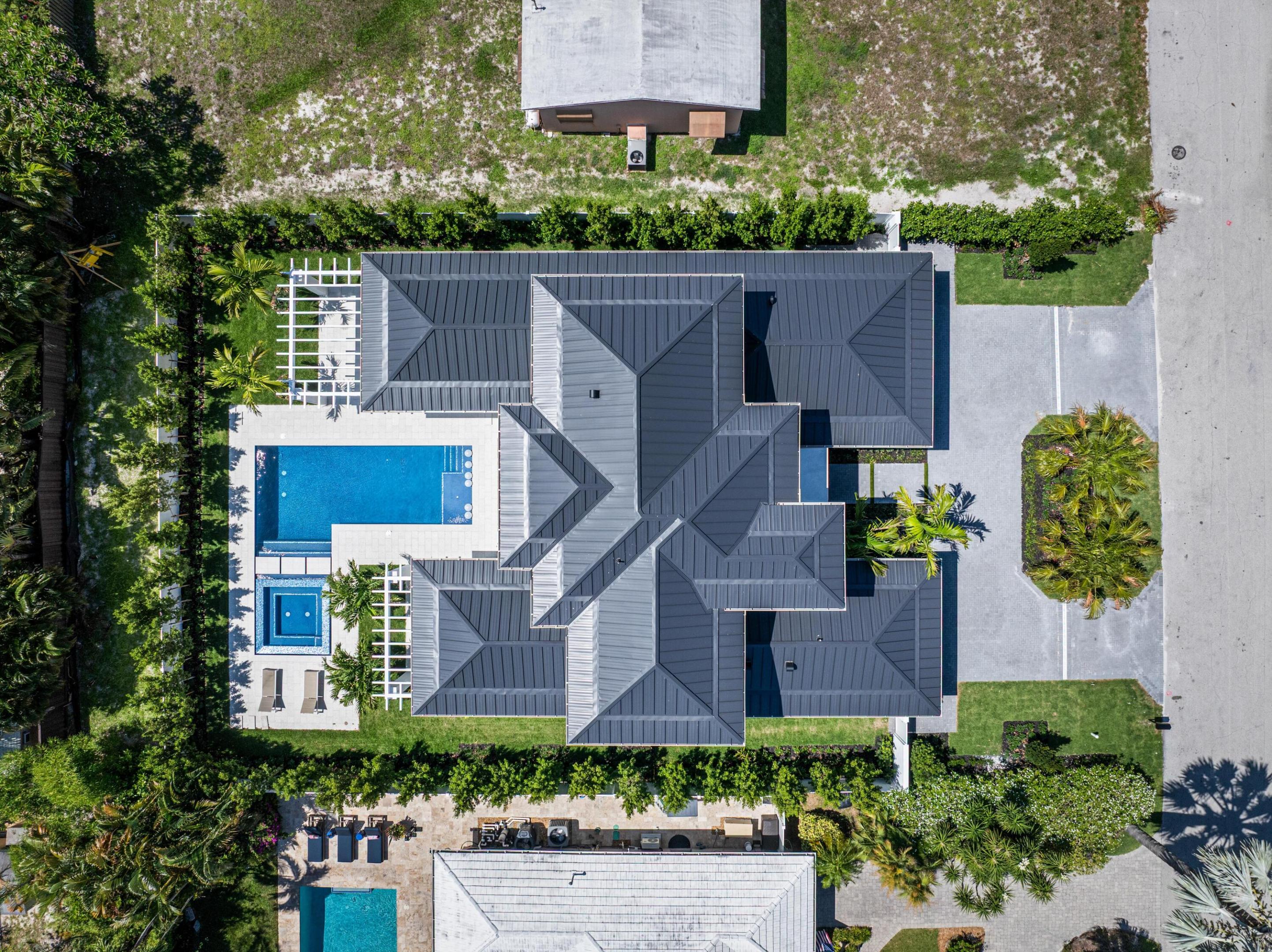 LAKEVIEW HEIGHTS UNIT 1 DELRAY - Residential