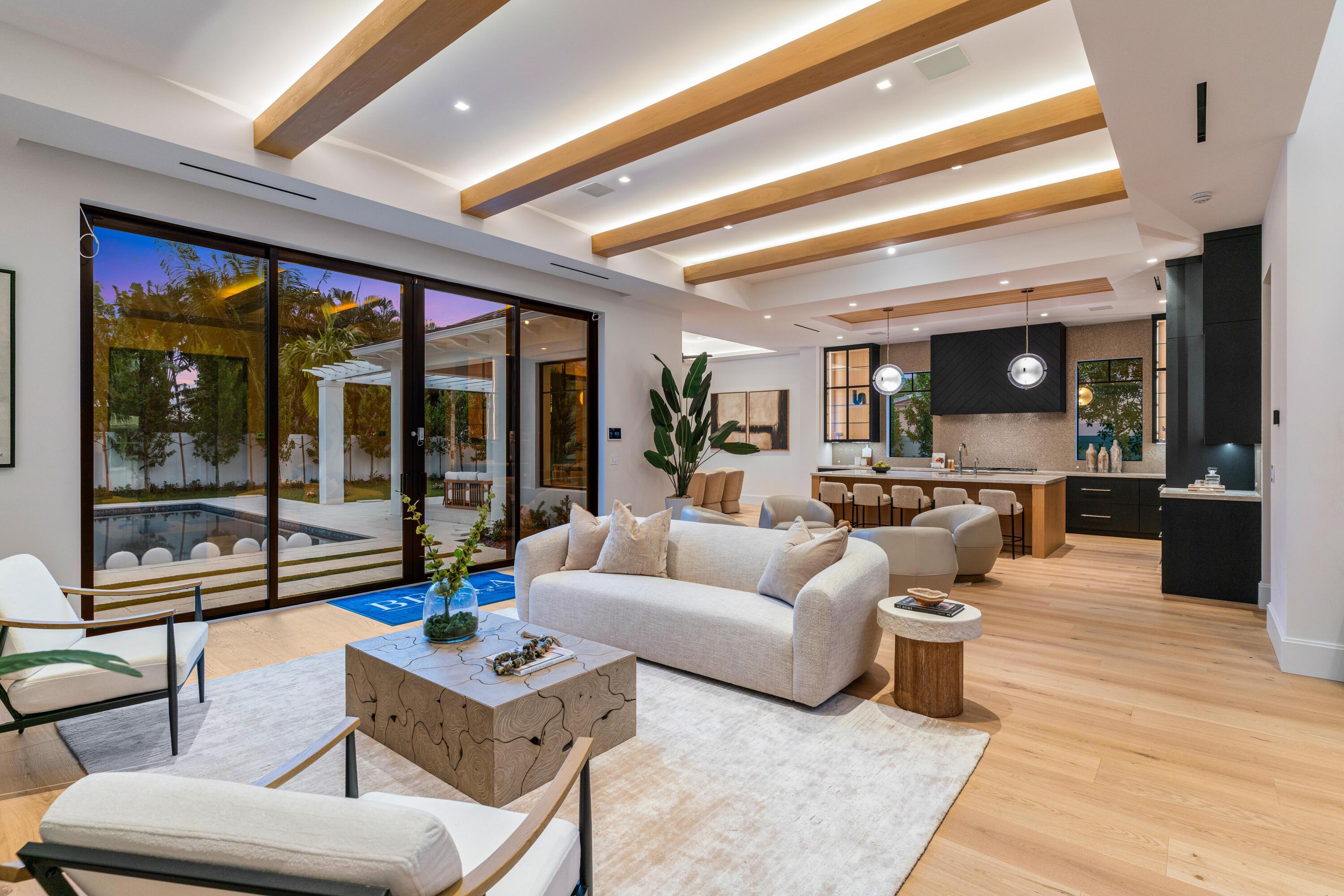 LAKEVIEW HEIGHTS UNIT 1 DELRAY - Residential