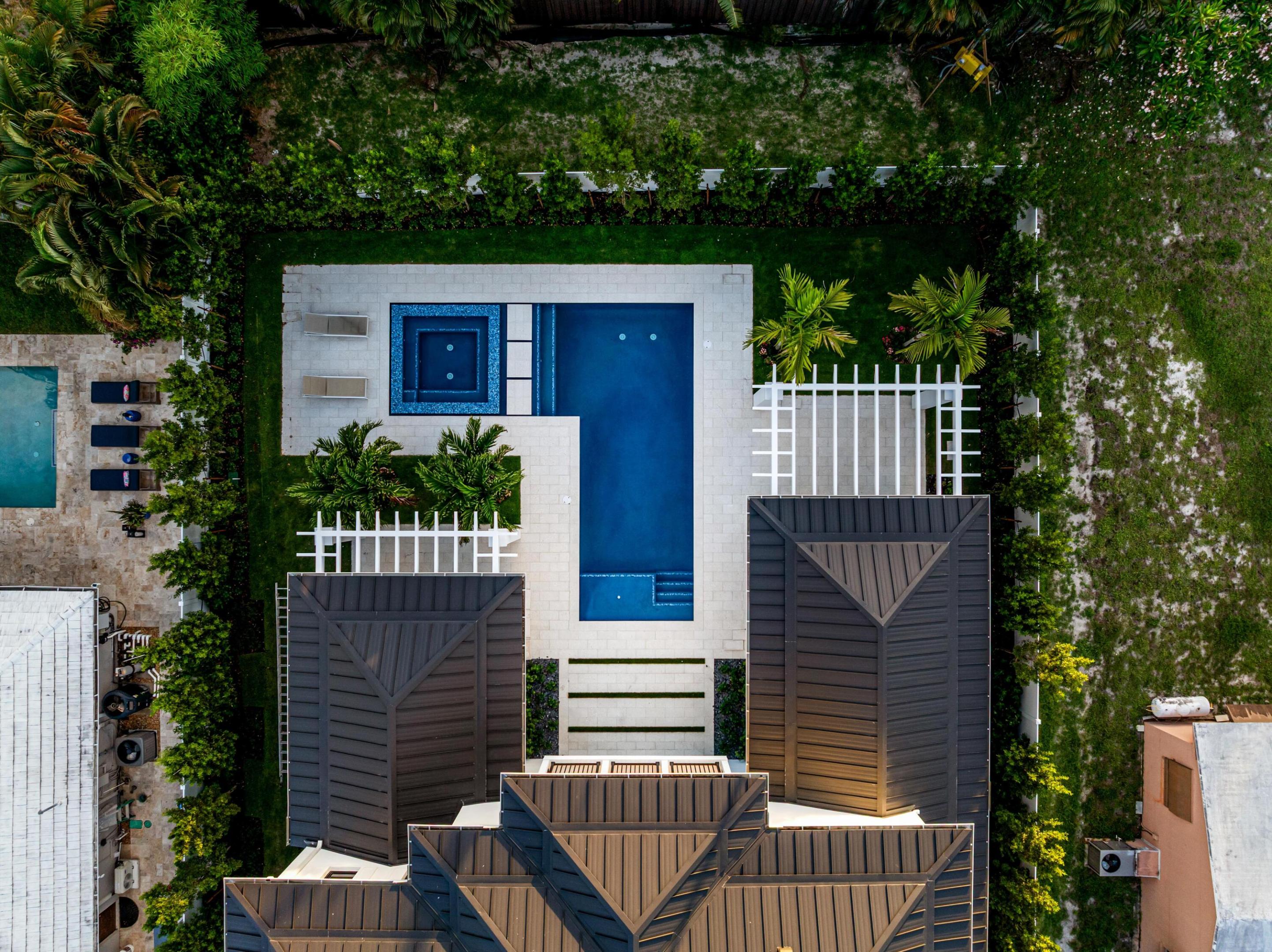 LAKEVIEW HEIGHTS UNIT 1 DELRAY - Residential