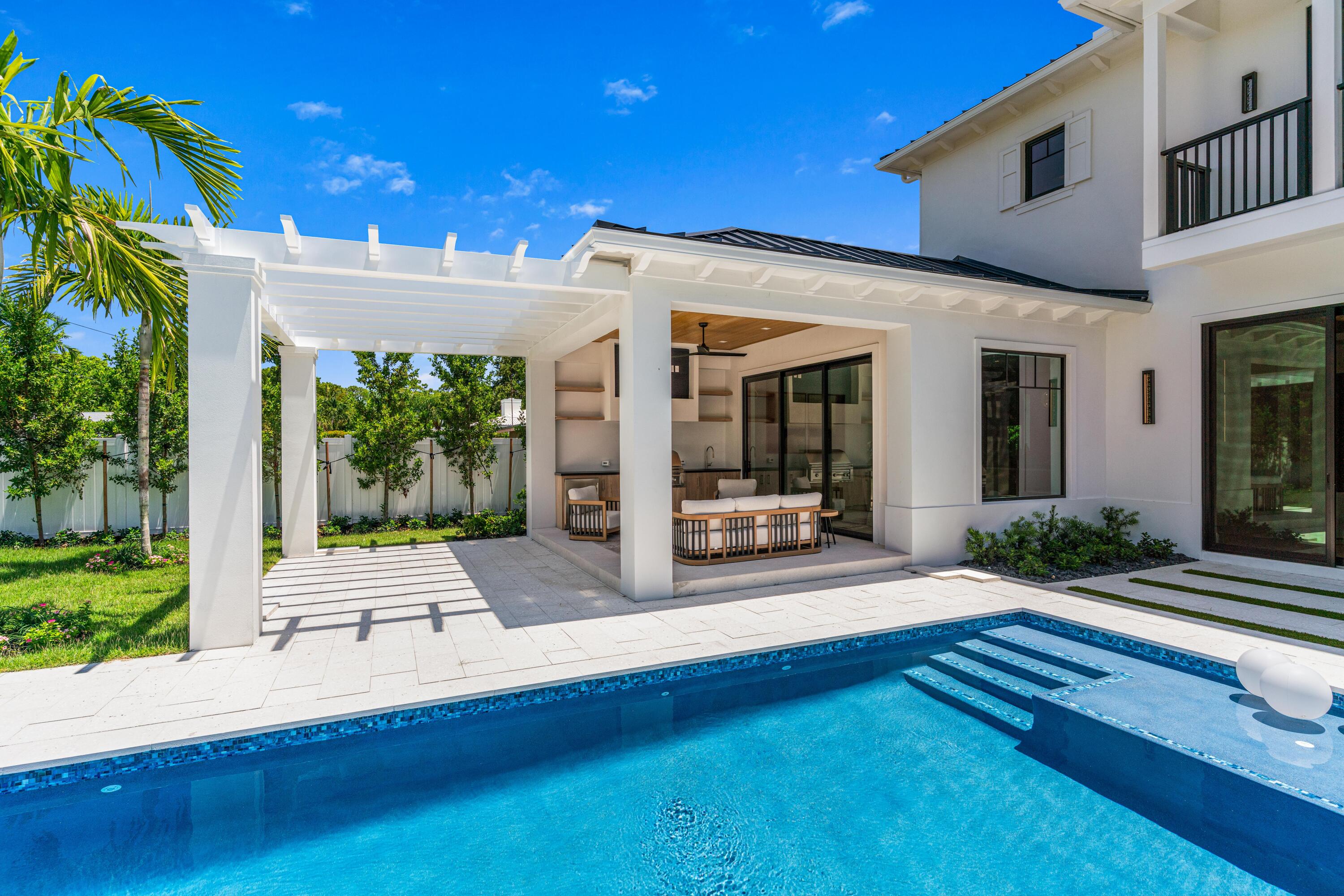 LAKEVIEW HEIGHTS UNIT 1 DELRAY - Residential