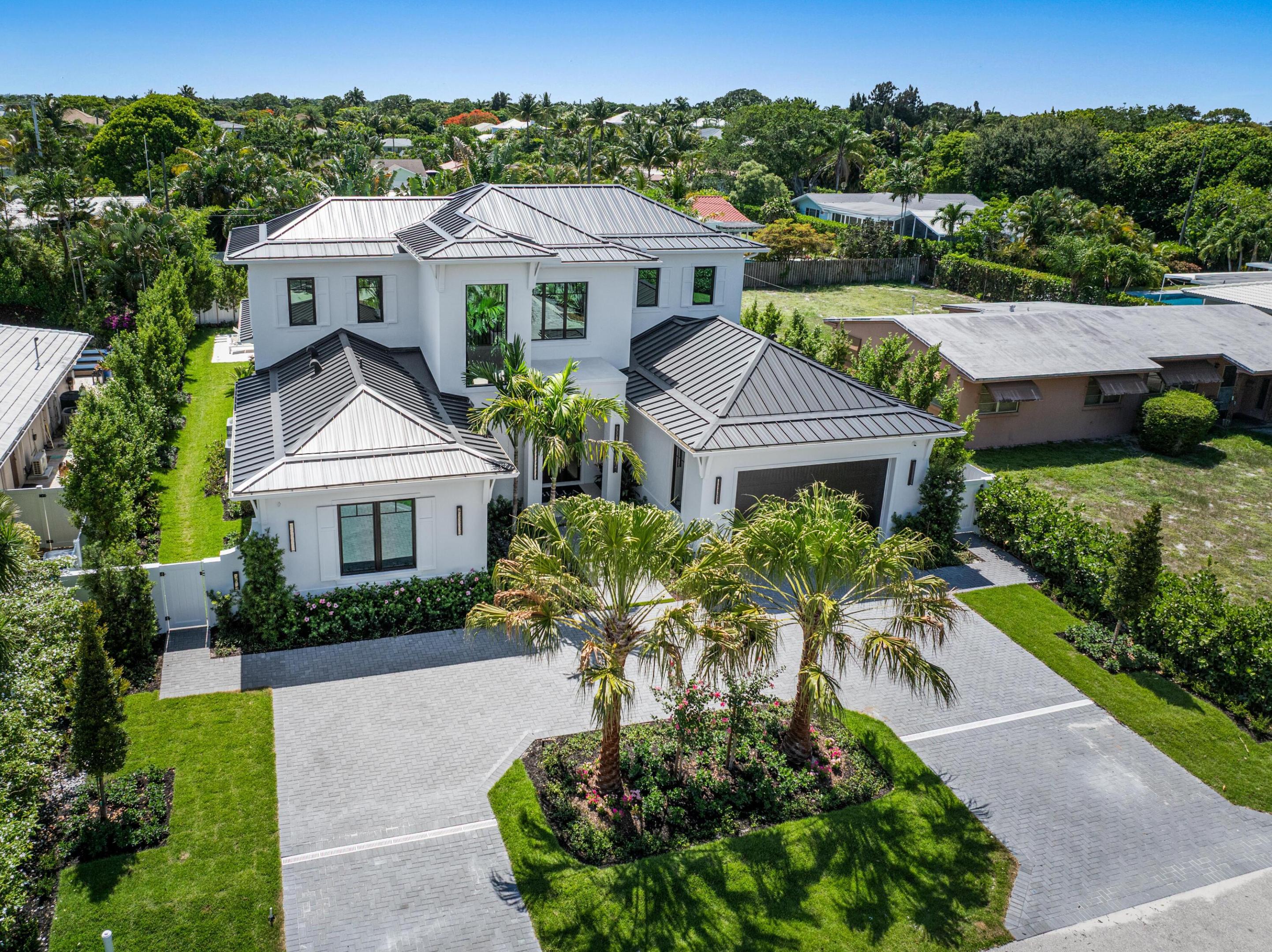 LAKEVIEW HEIGHTS UNIT 1 DELRAY - Residential