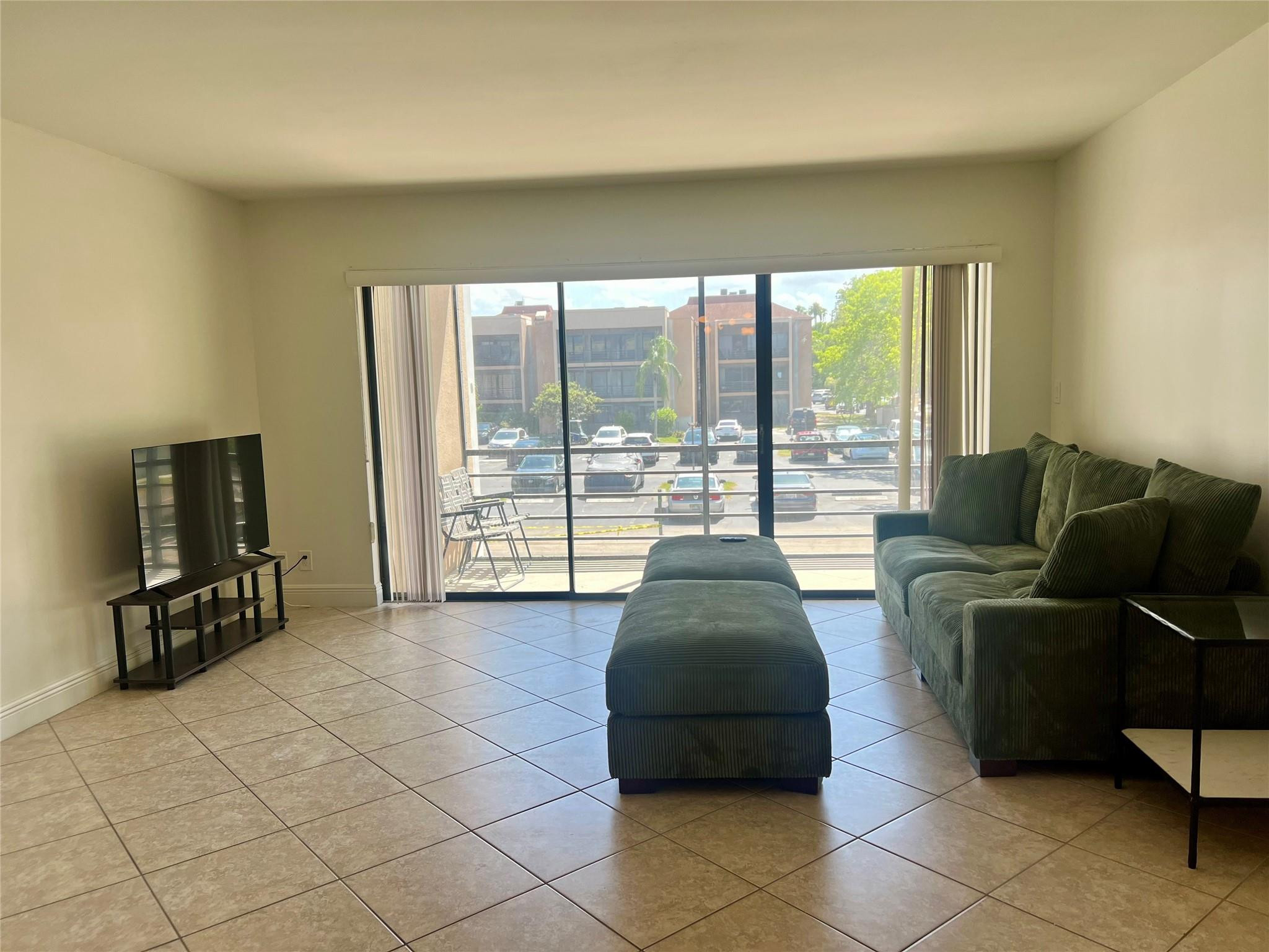 Emeraild Hills CC - Residential
